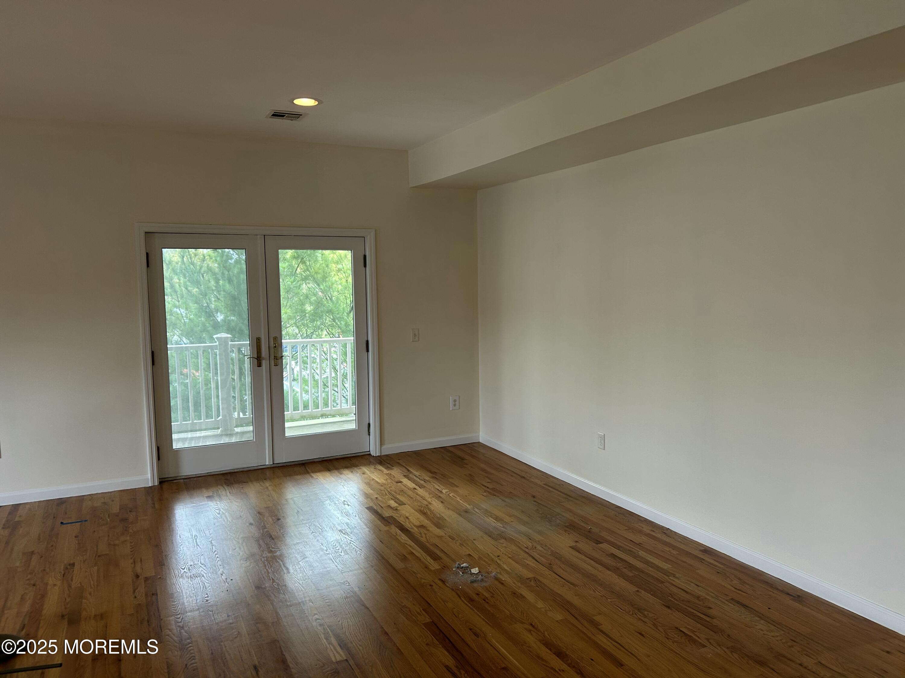 505 Summerfield Avenue 202 Image 4