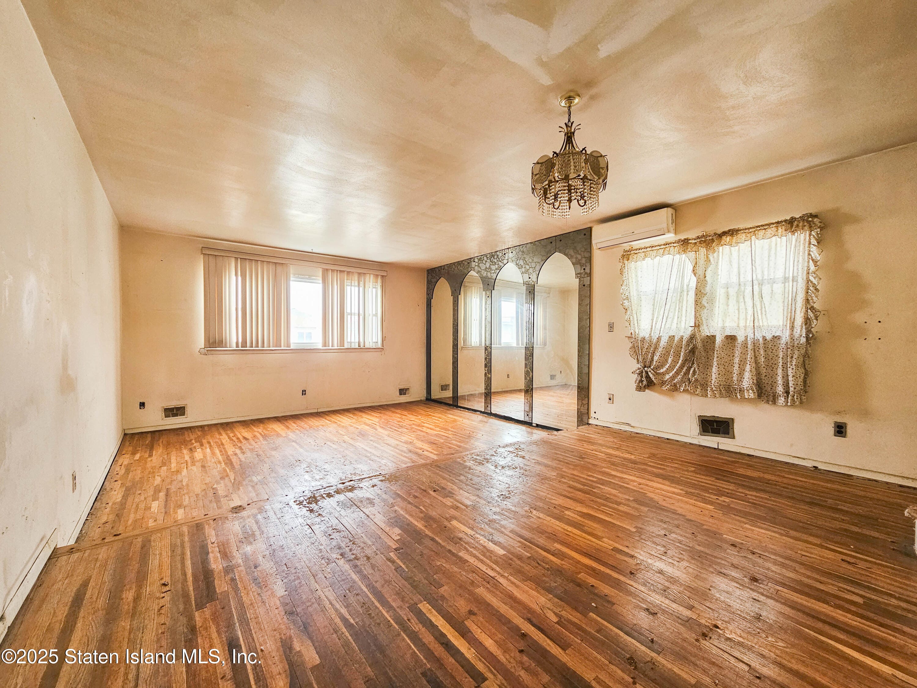291 Bedford Avenue Image 3