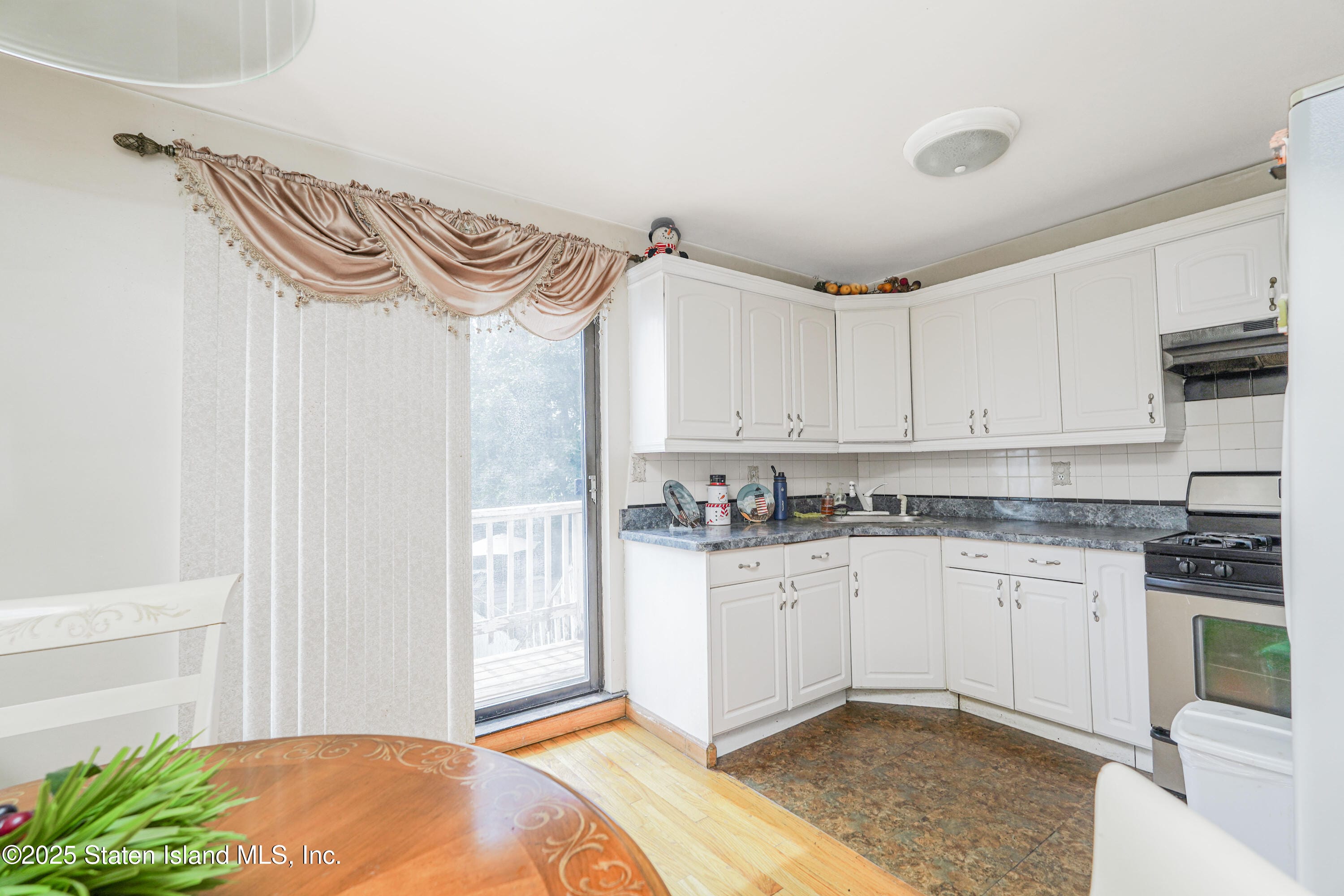 364 Walker Street, Staten Island, NY, 10303 image 8