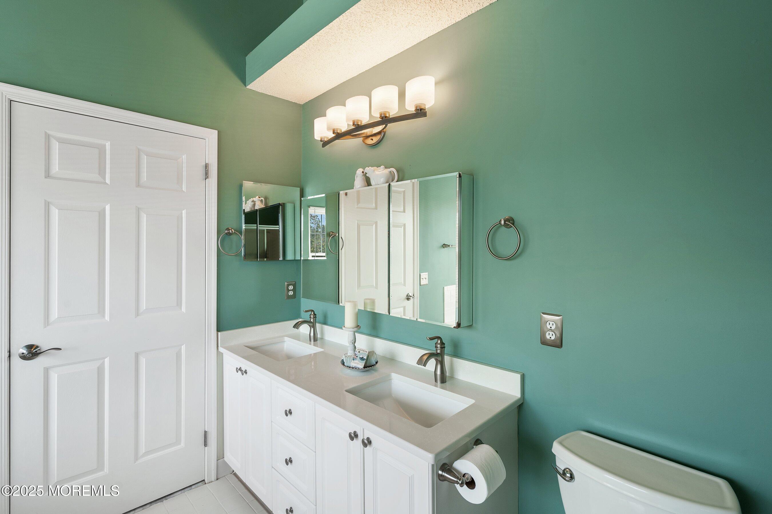 34 Madison Court, Tinton Falls, NJ, 07712 image 17