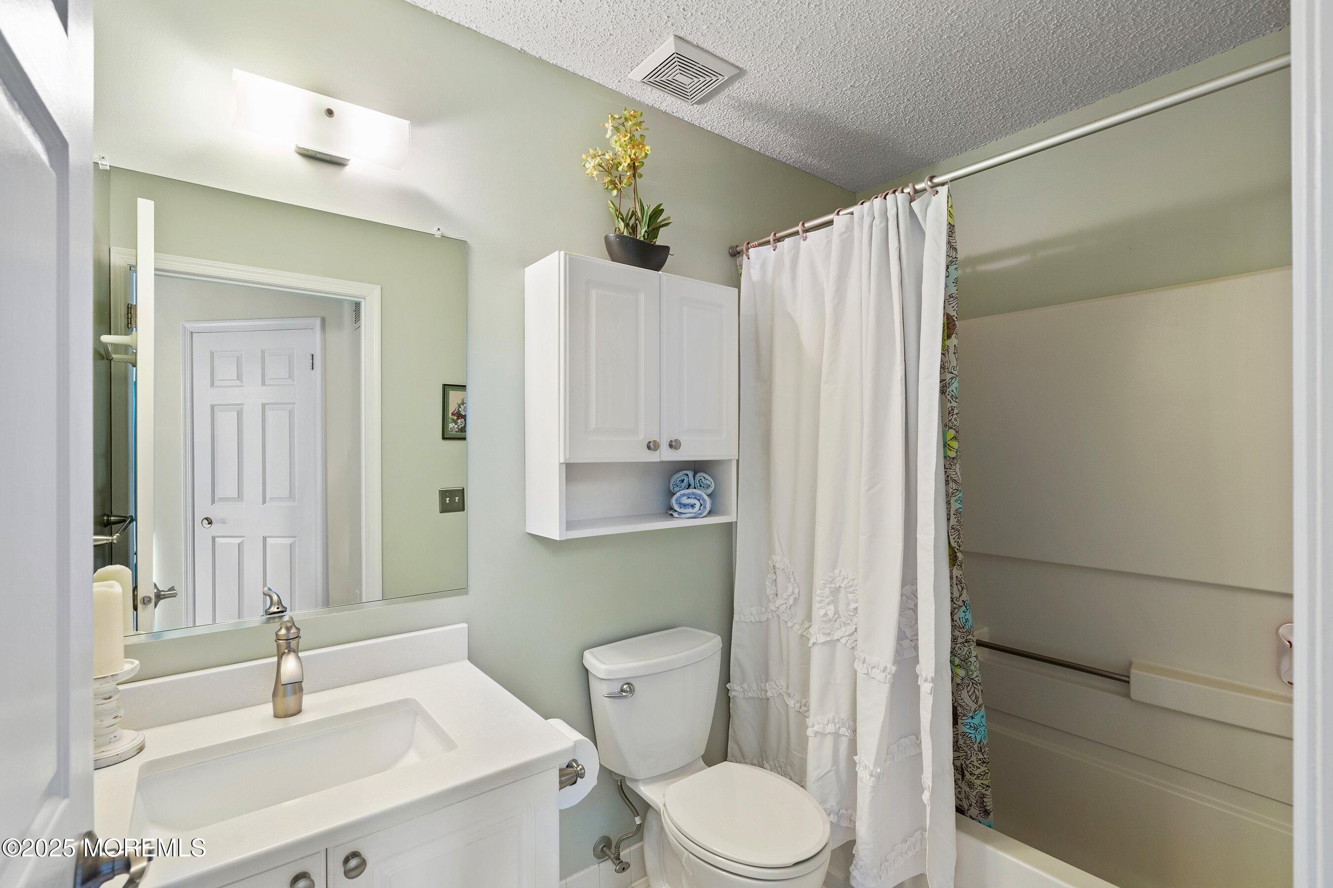 34 Madison Court, Tinton Falls, NJ, 07712 image 21
