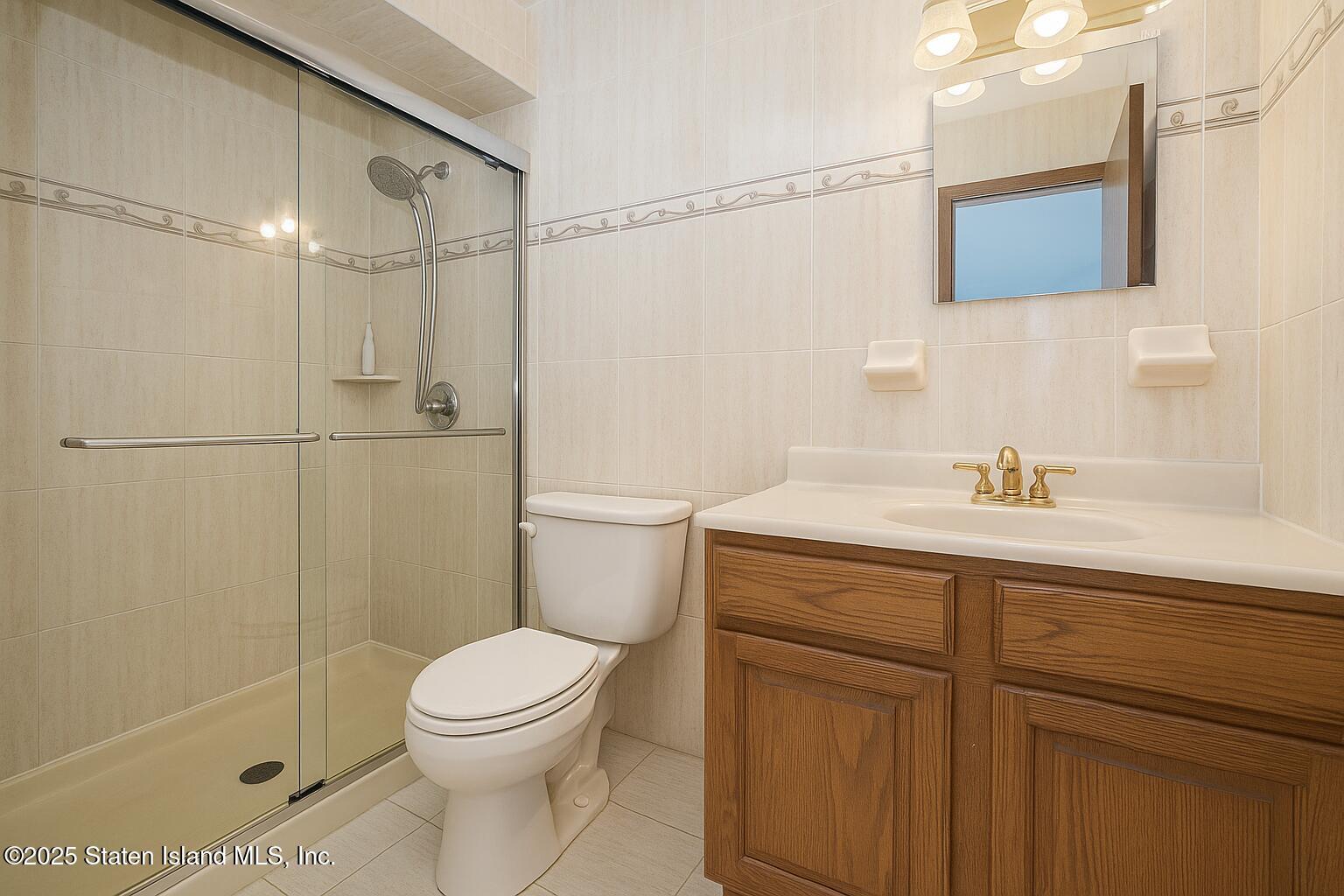 379 Brookfield Avenue, Staten Island, NY, 10308 image 15