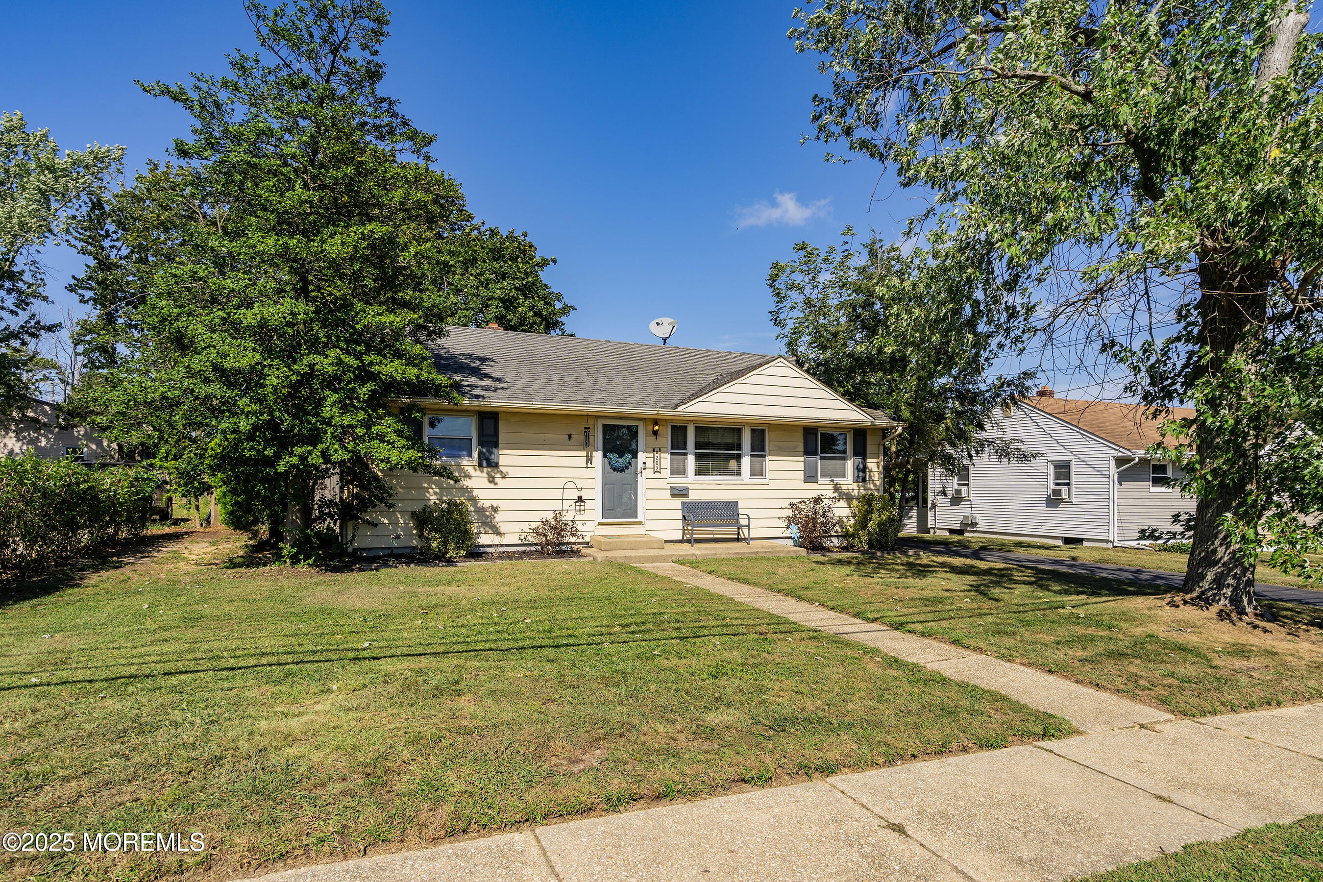 202 Terrace Avenue Image 4