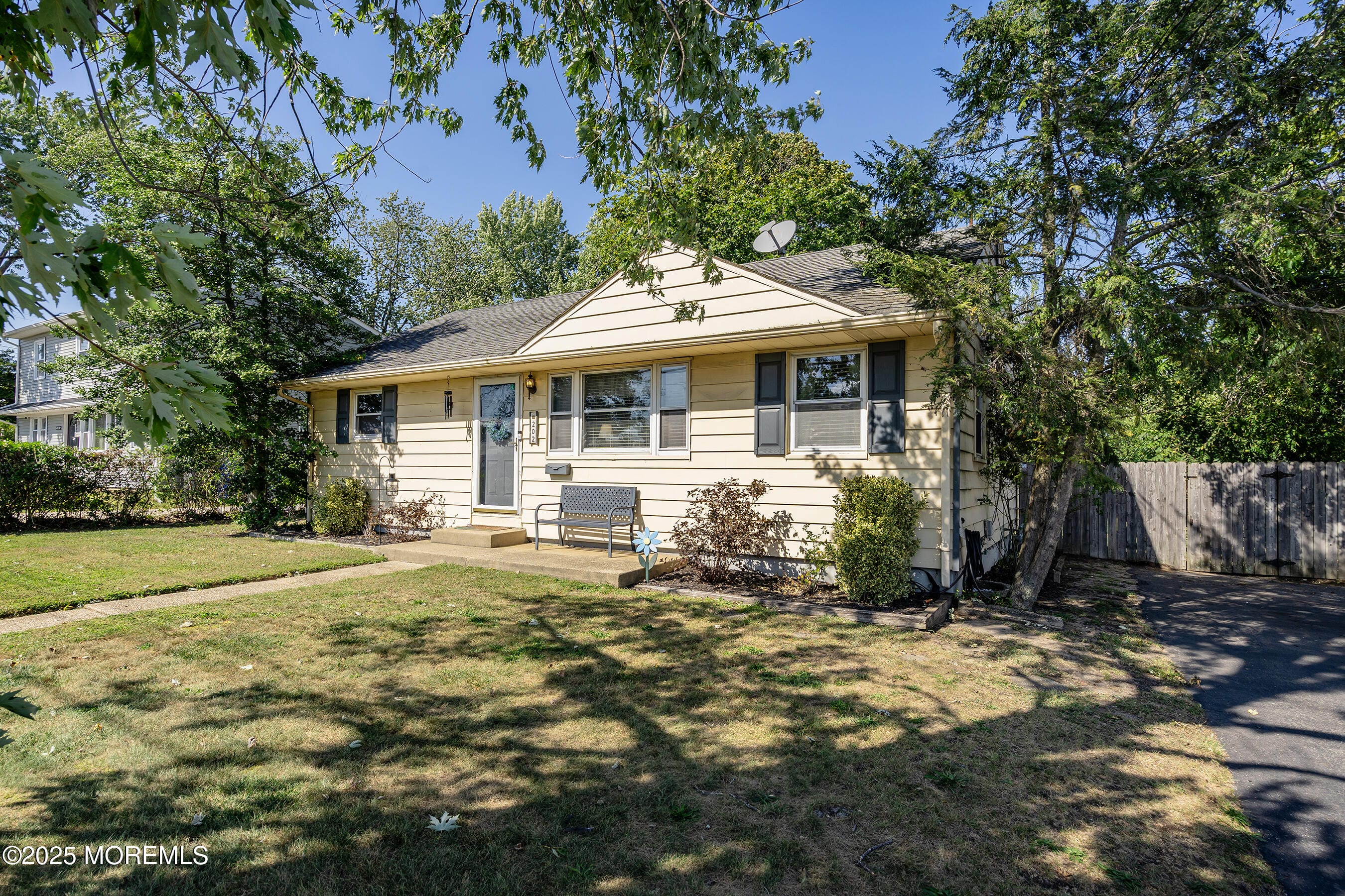 202 Terrace Avenue Image 5