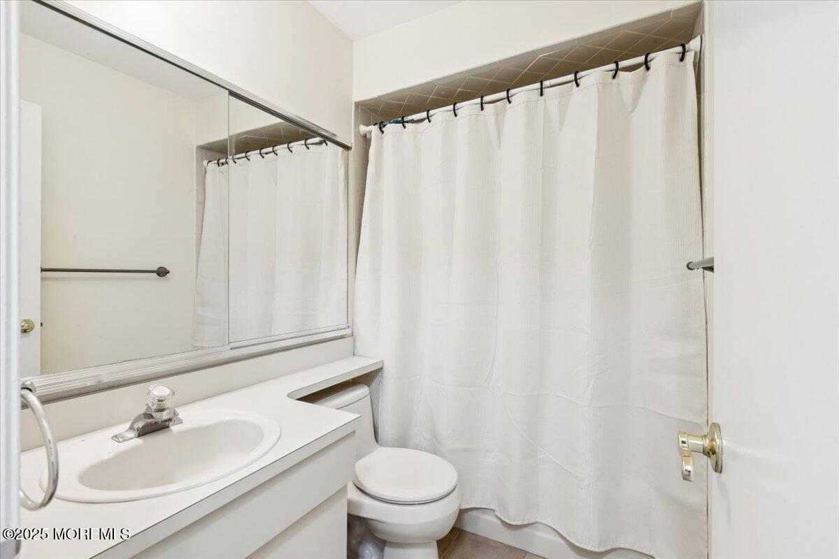 149 Tulip Lane, Freehold, NJ, 07728 image 20
