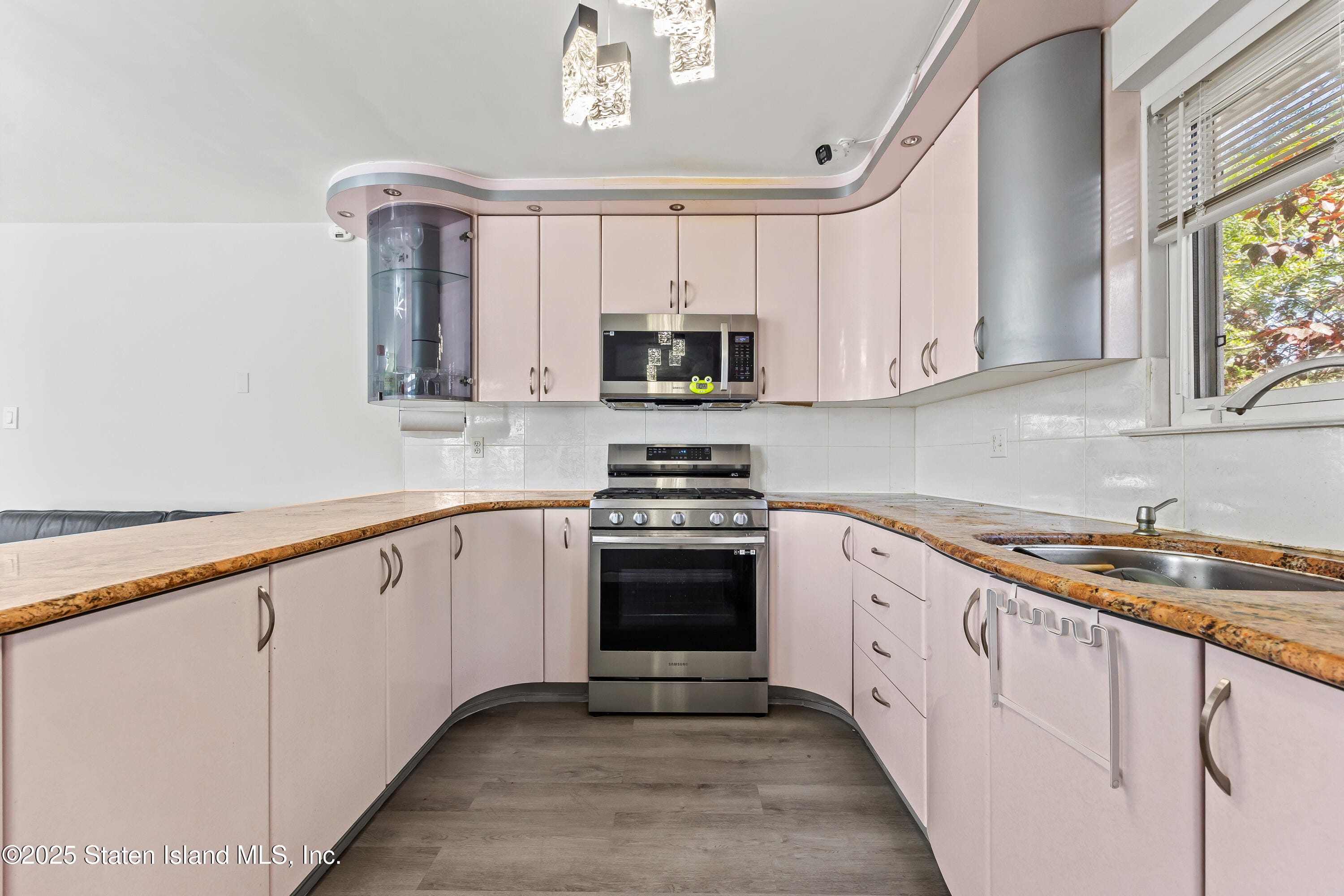 52 Timber Ridge Drive, Staten Island, NY, 10306 image 8