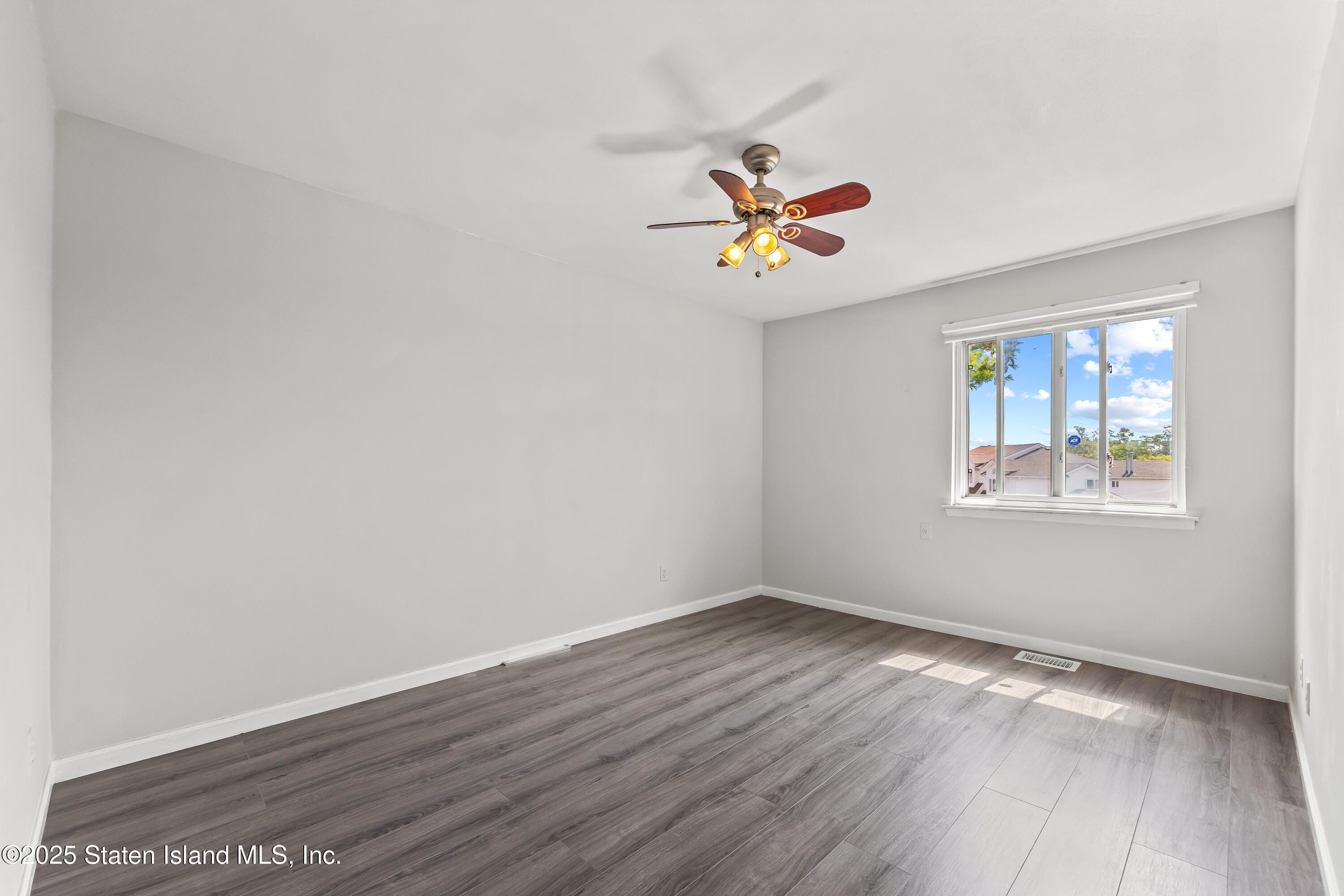 52 Timber Ridge Drive, Staten Island, NY, 10306 image 19