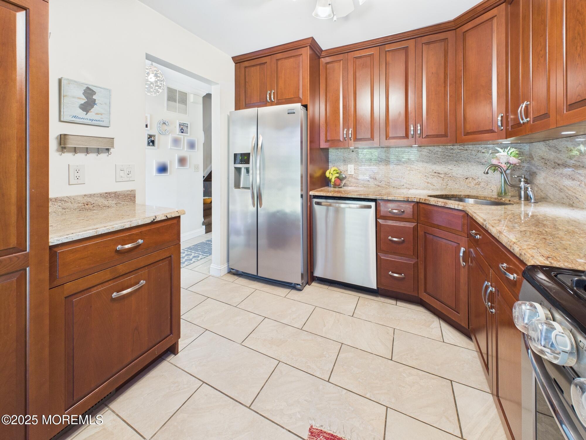 1307 W Union Lane 4 Image 4