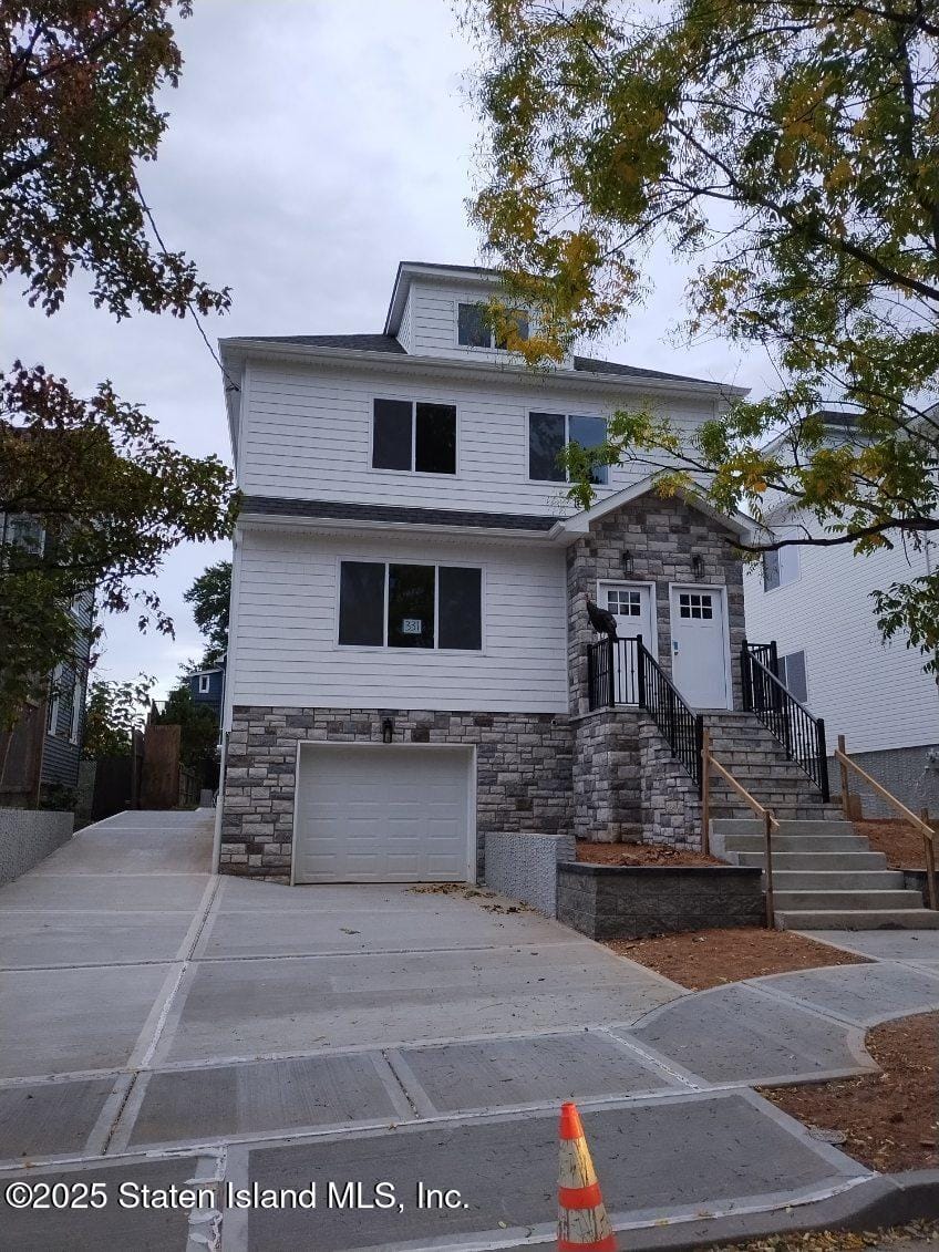 331 Oakland Avenue, Staten Island, NY, 10310