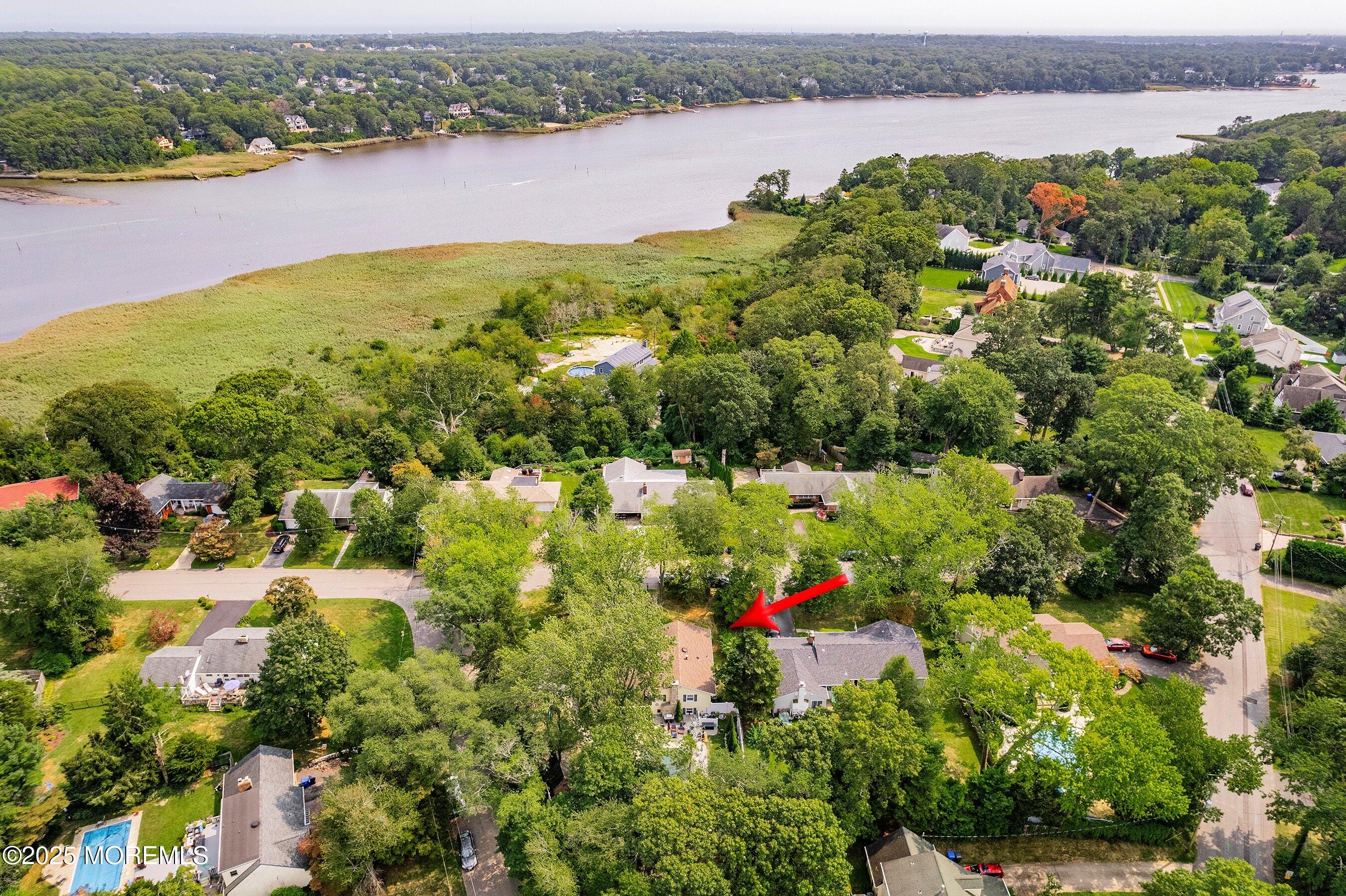 737 Bluff View Drive Image 3