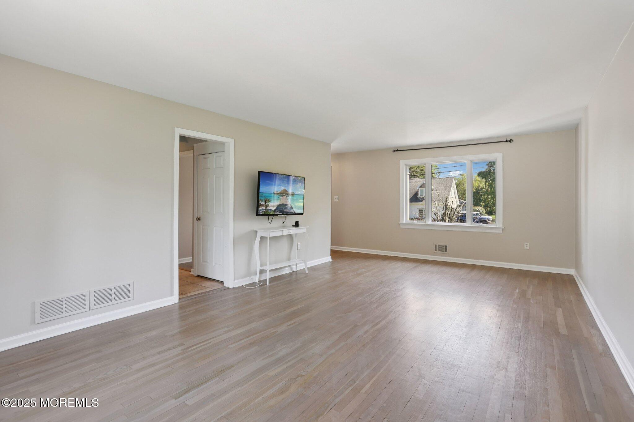 317 Glenn Avenue, Lawrence, NJ, 08648 image 8