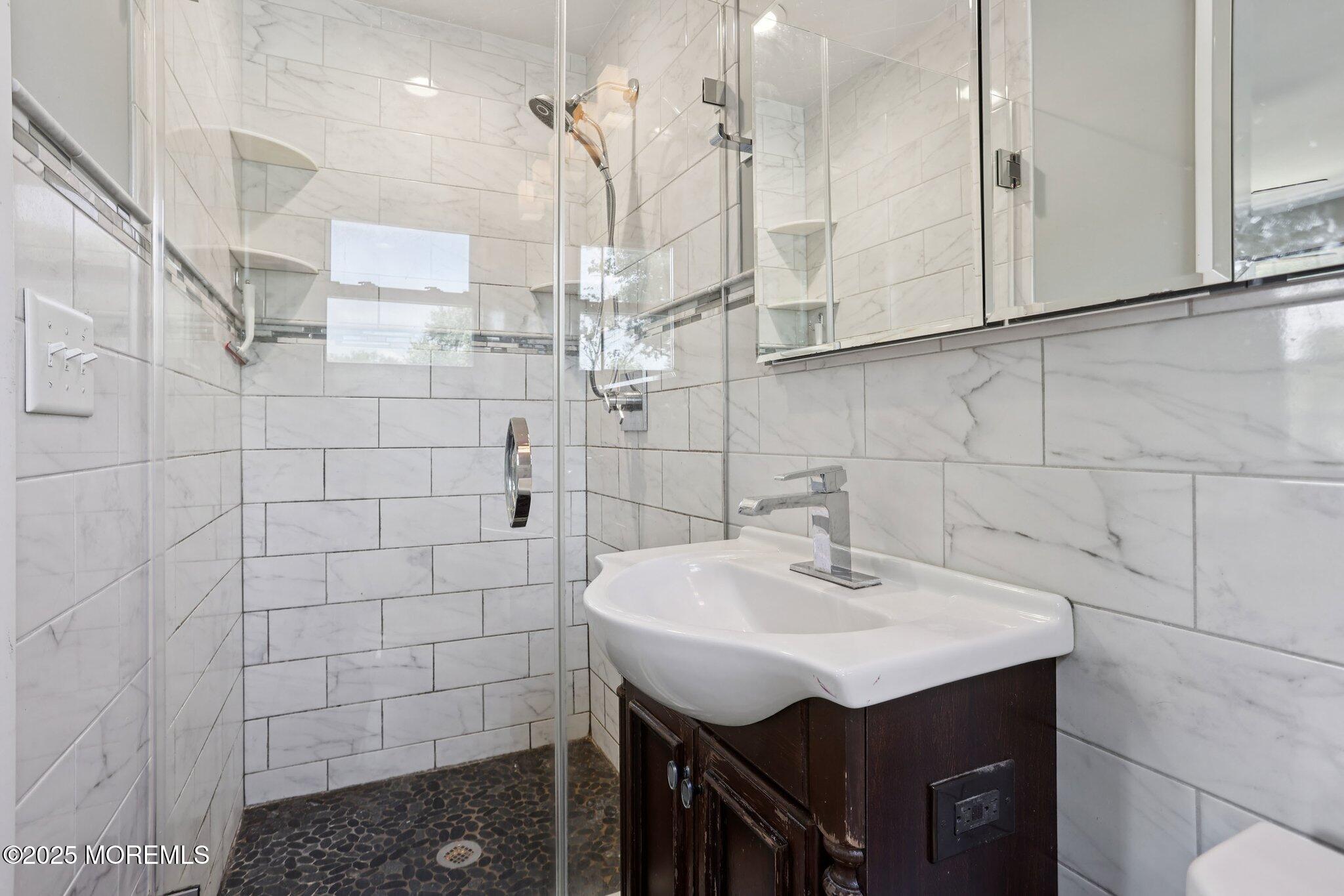 317 Glenn Avenue, Lawrence, NJ, 08648 image 32