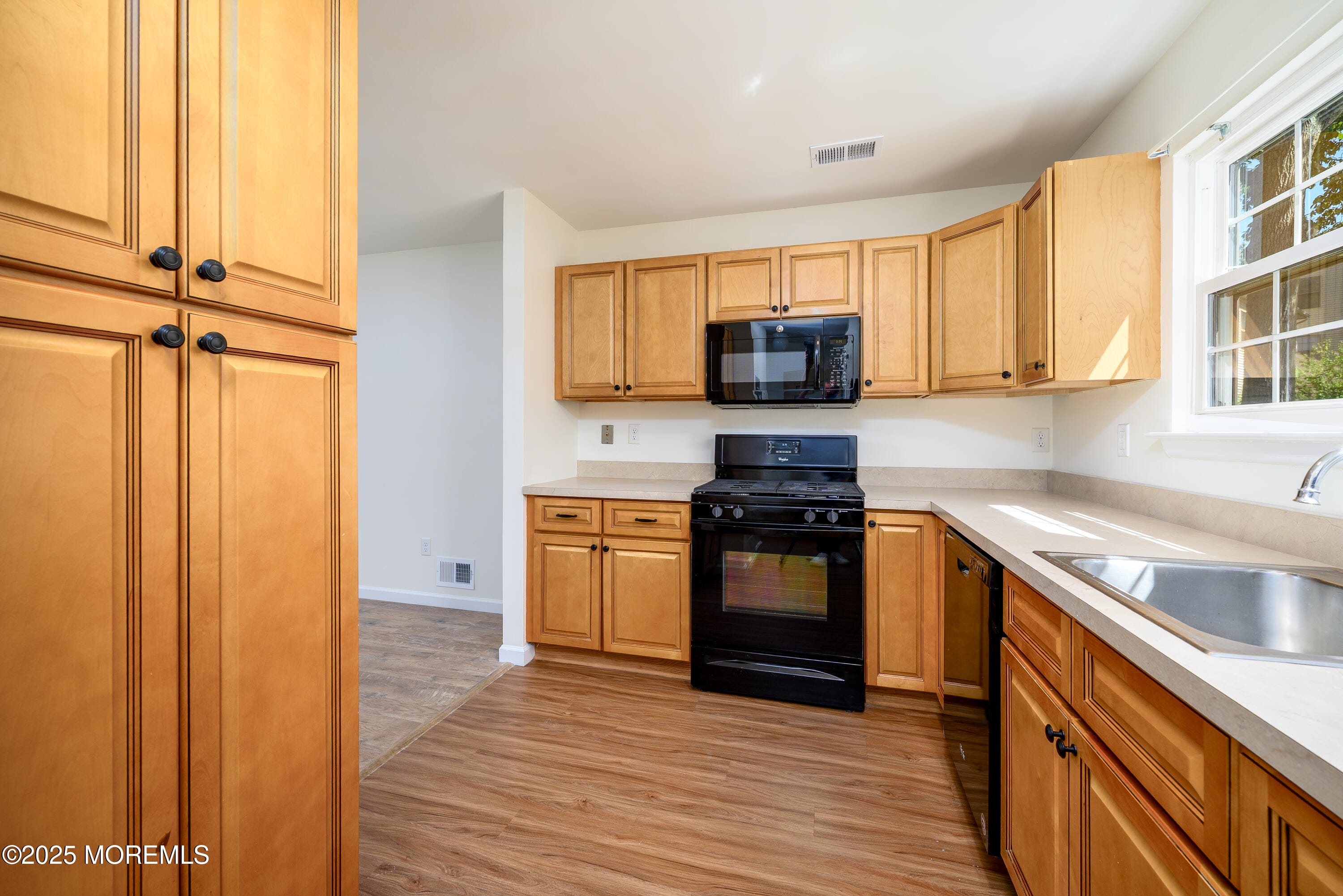 1007 Poppy Place Image 5