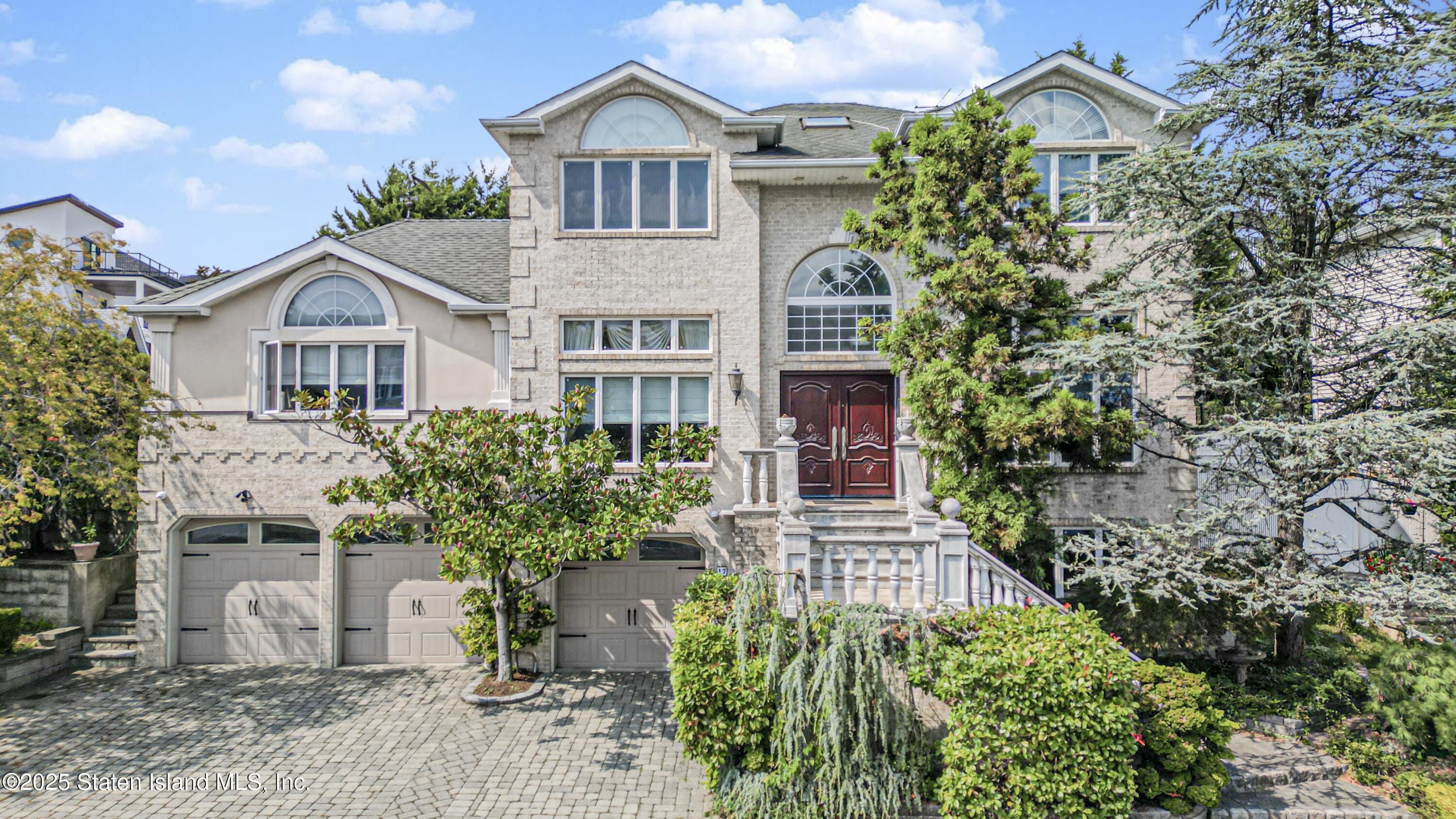 17 Sabrina Lane Image 2