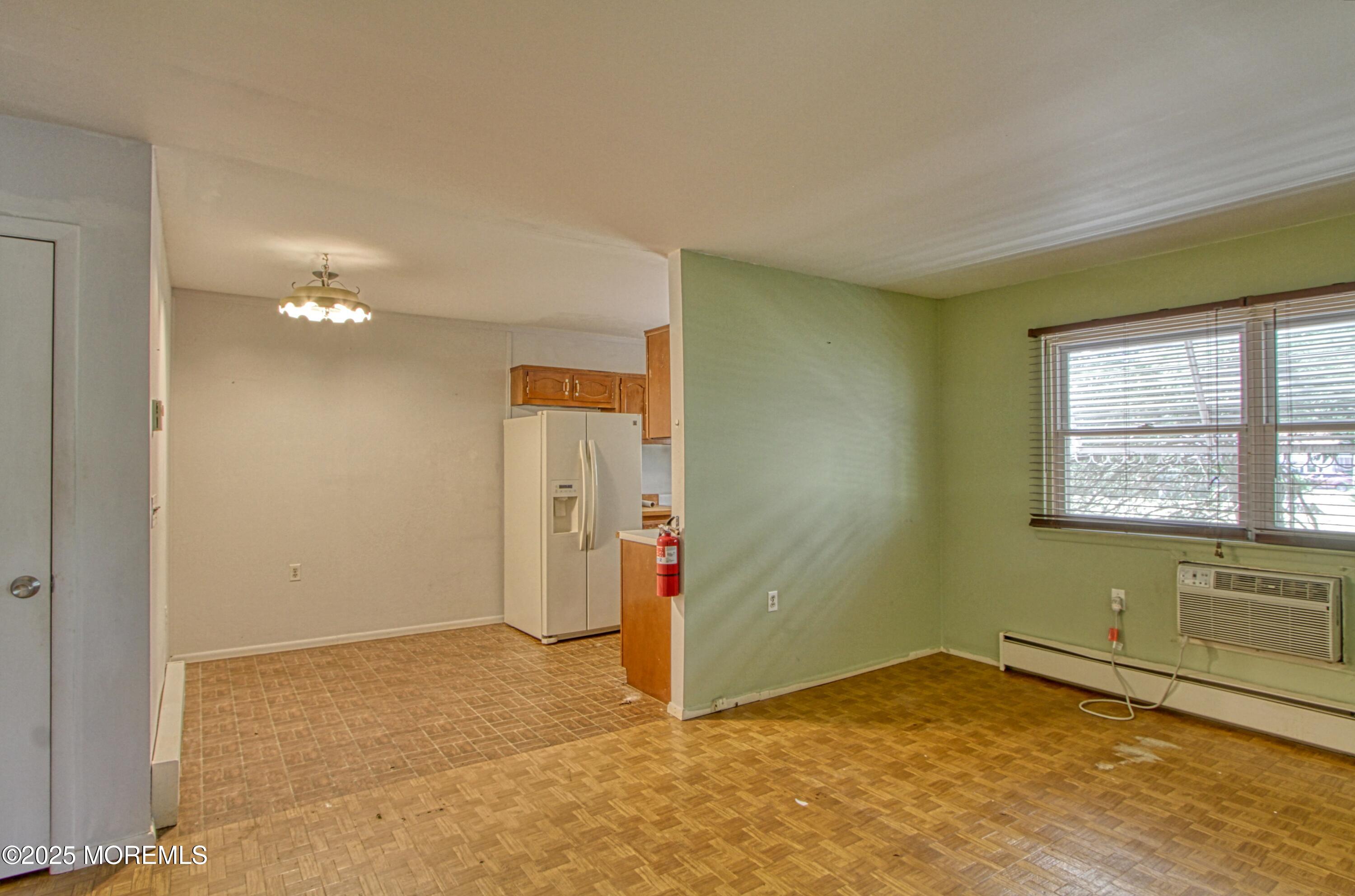 6 Hancock Drive E Image 3