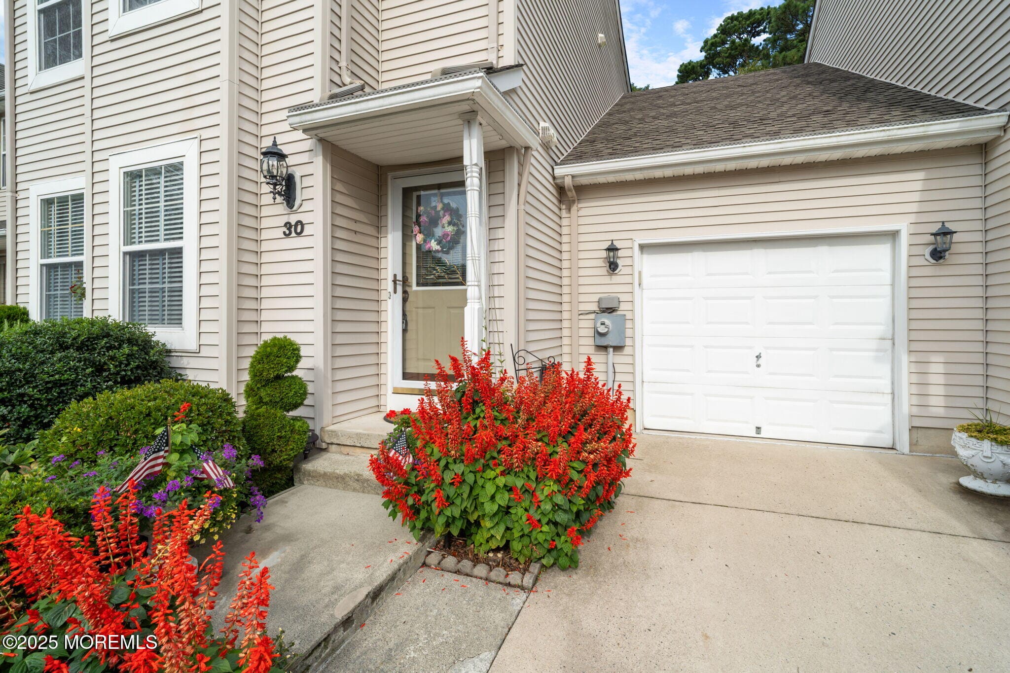 30 Timberline Drive Image 2