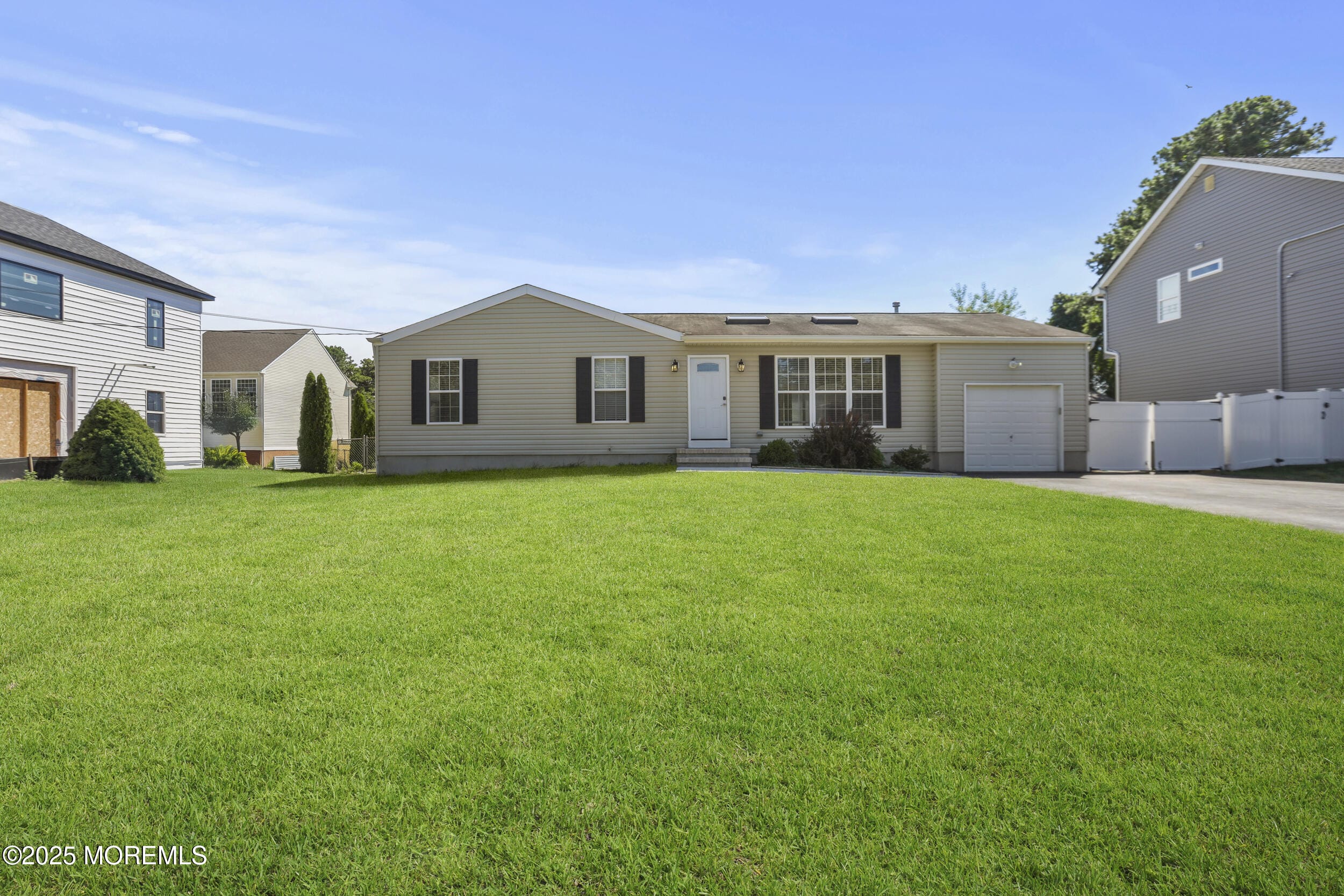 1032 Amsterdam Avenue, Toms River, NJ, 08757