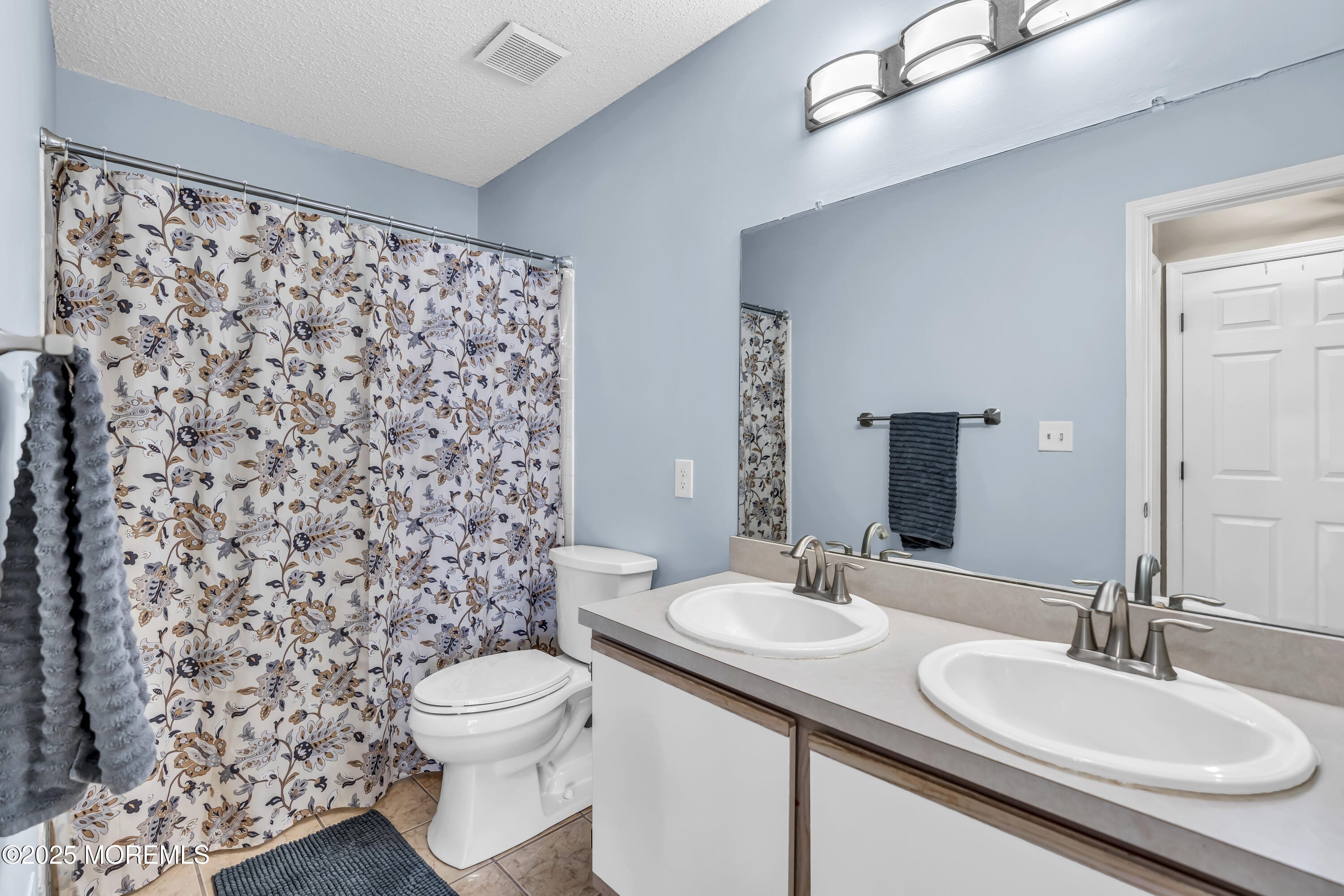 305 Carnation Drive, Brick, NJ, 08724 image 15