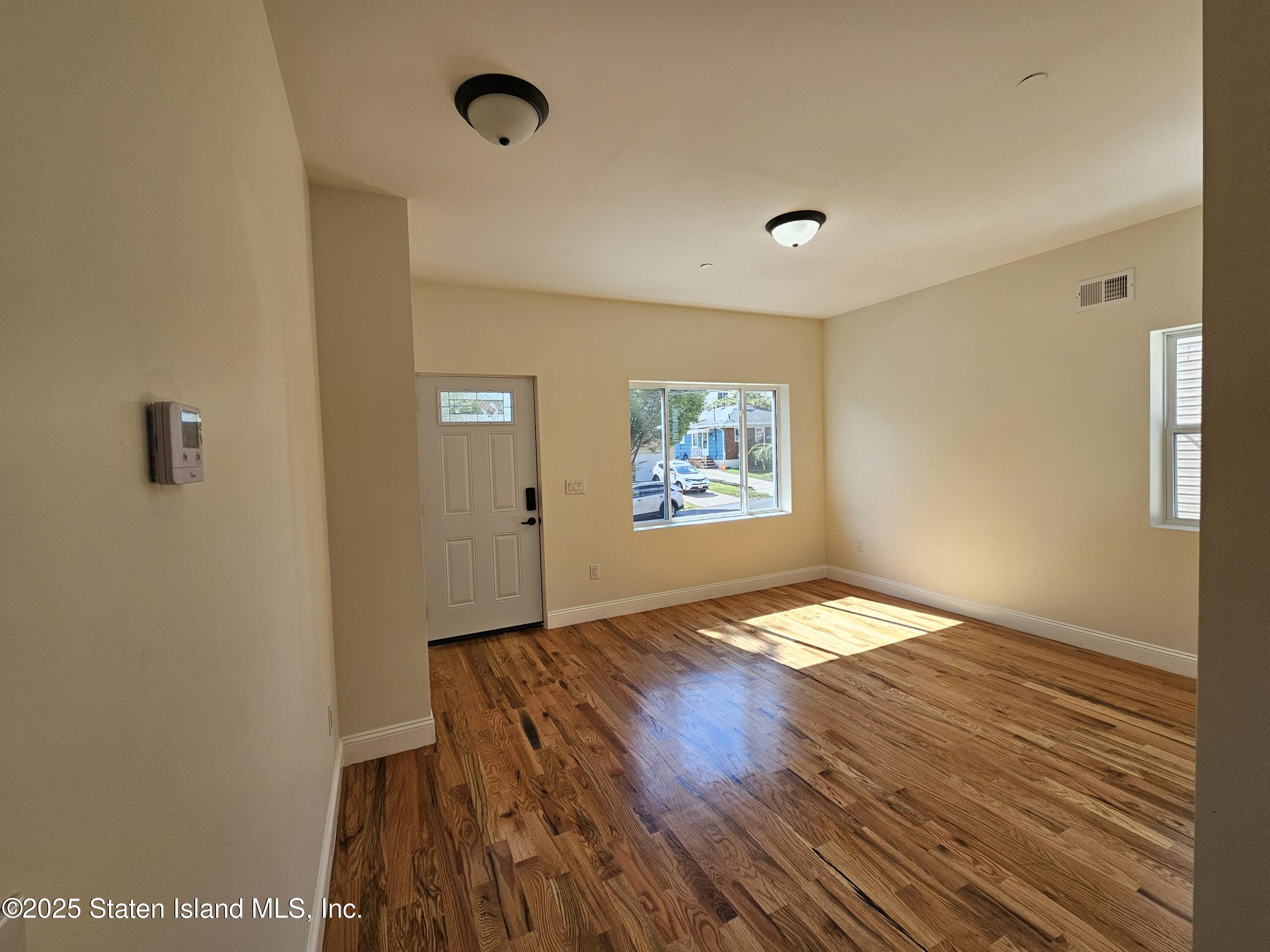 109 St Johns Avenue Image 2