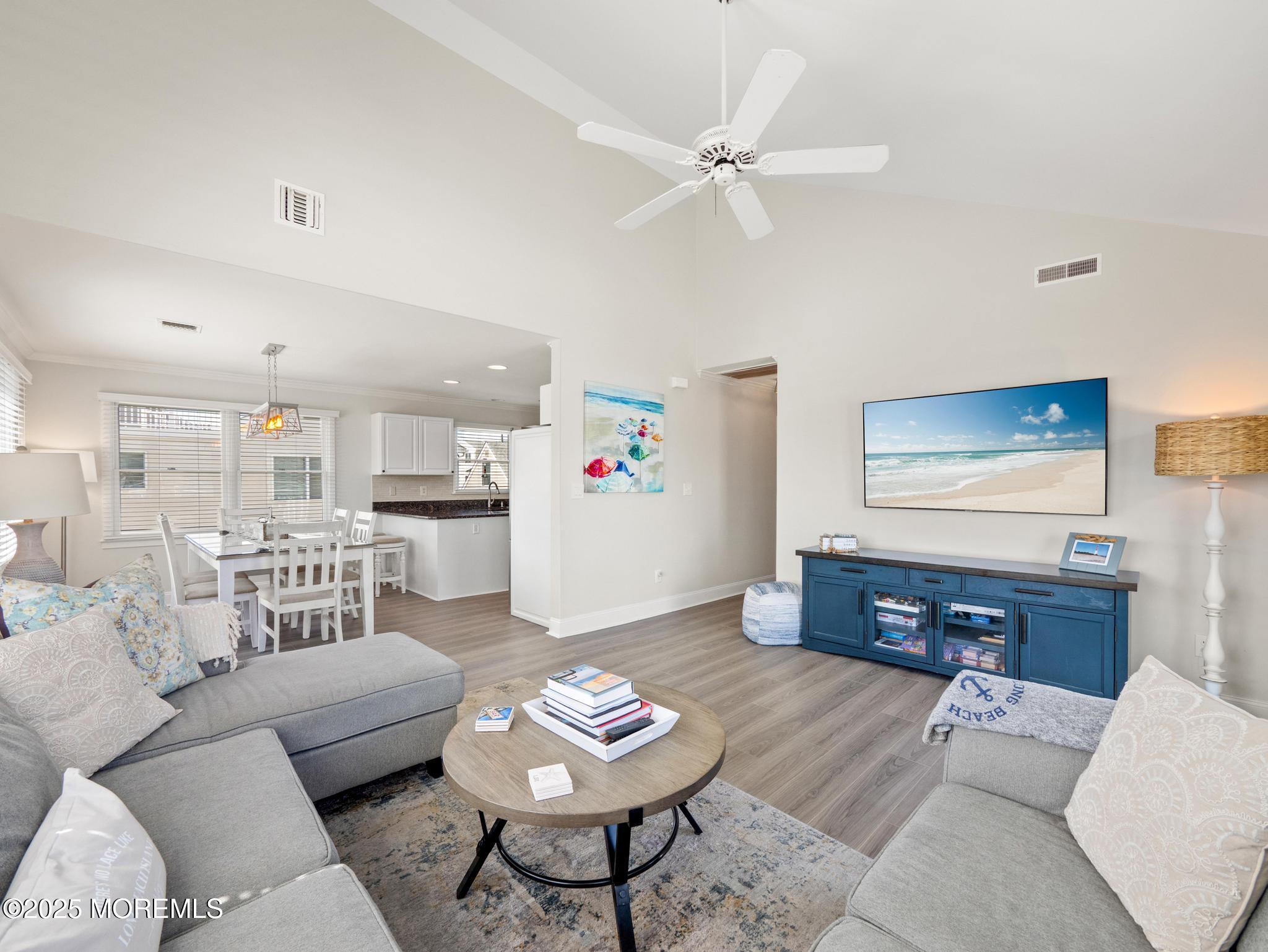 8800 Long Beach Boulevard Image 4
