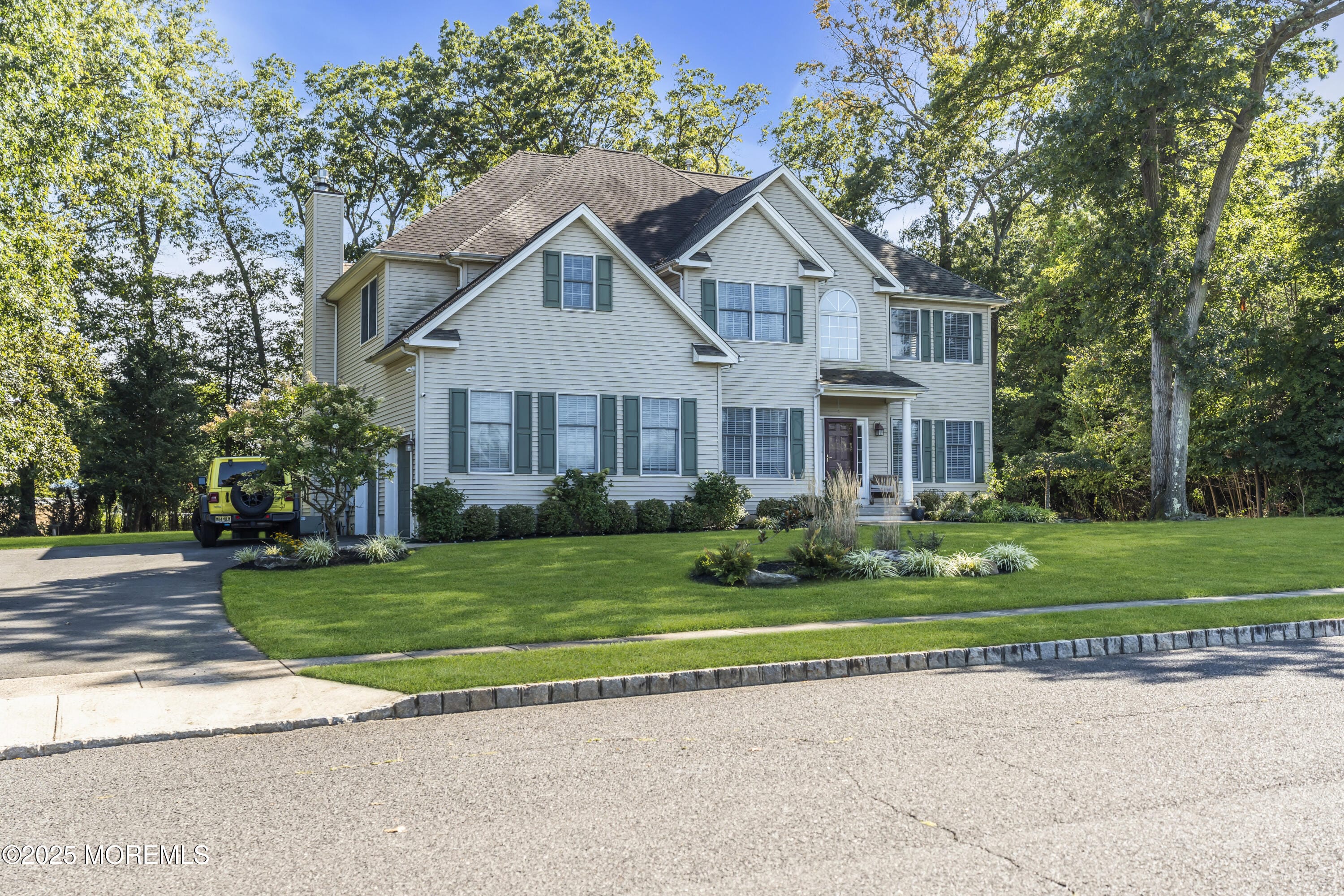 1347 Winter View Road Image 3