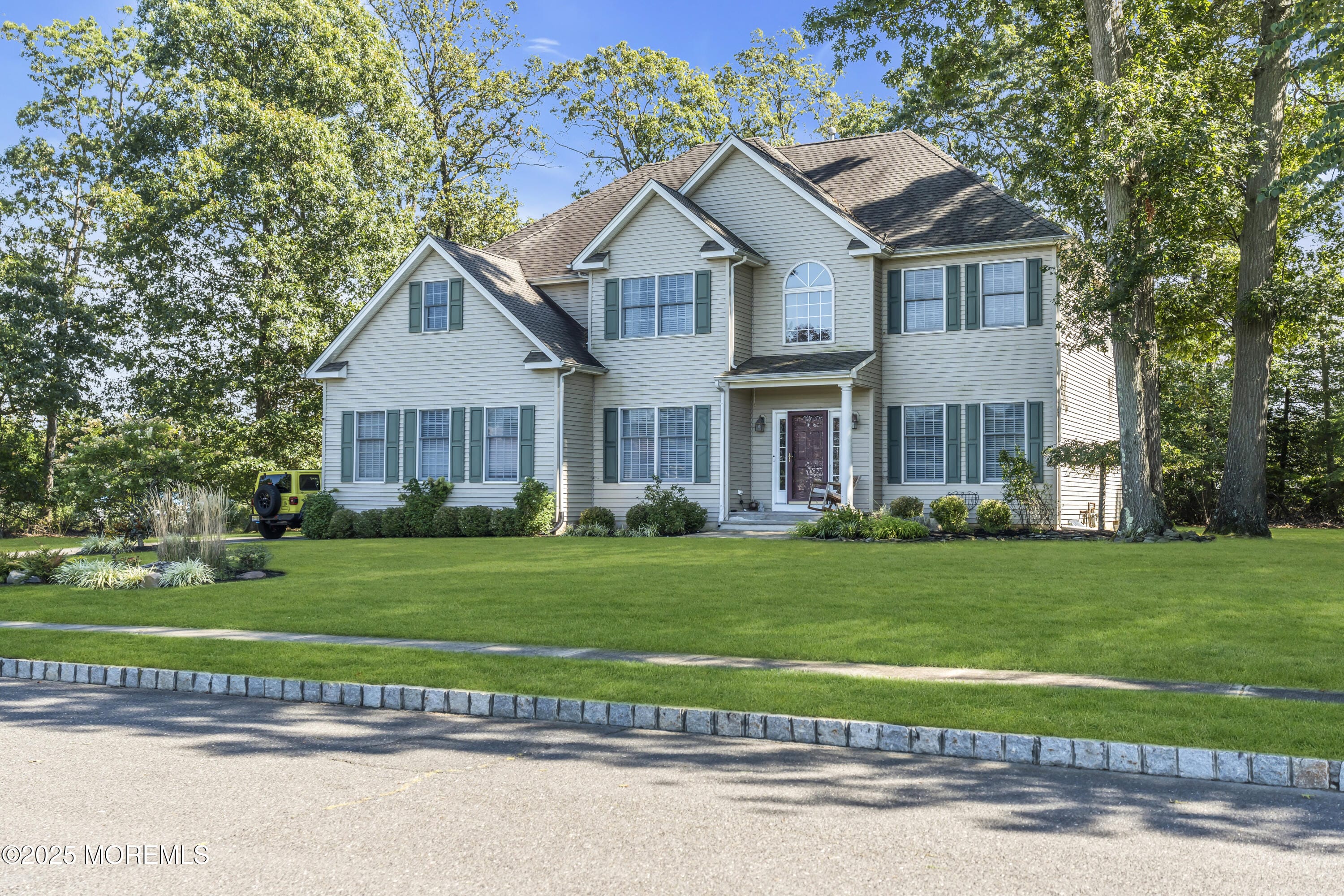 1347 Winter View Road Image 4