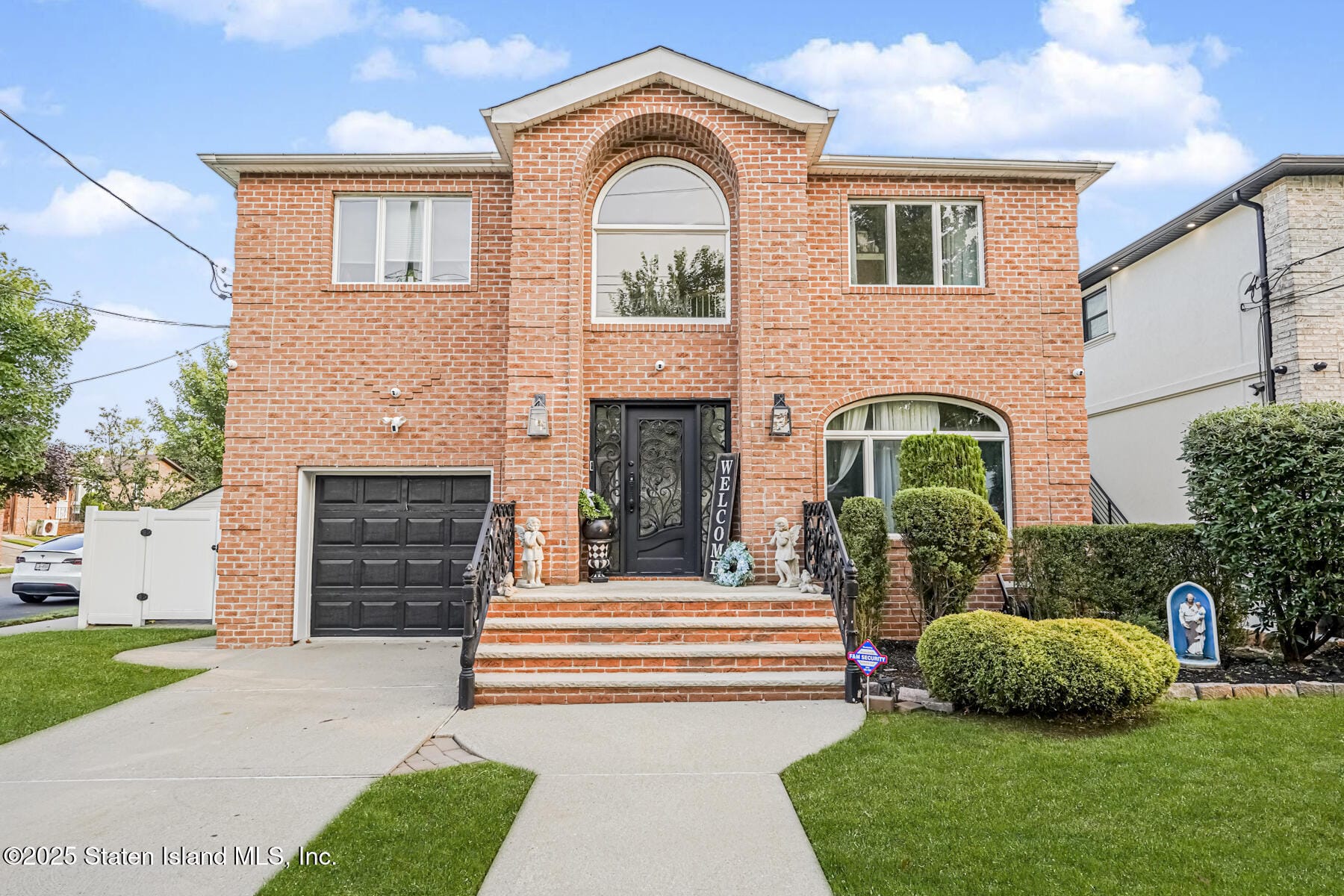 274 Ashland Avenue Image 1