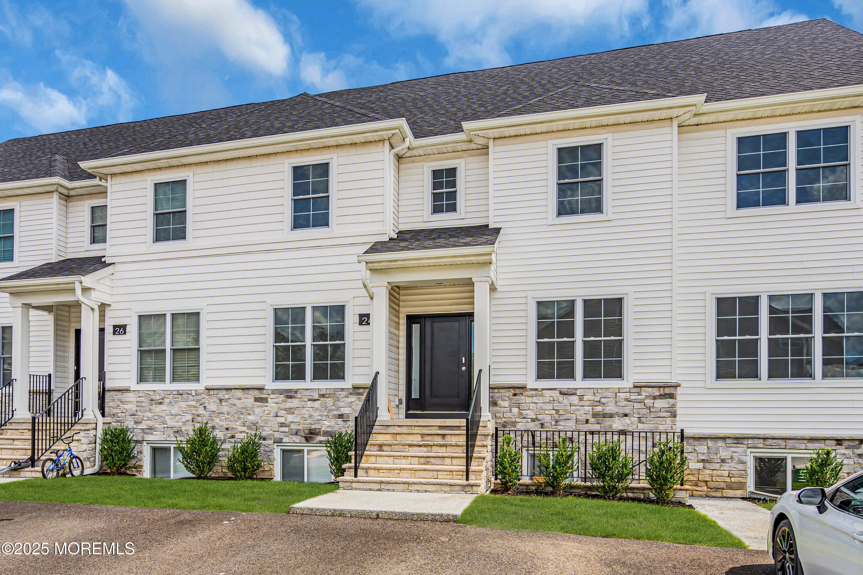 24 Holden Square, Lakewood, NJ, 08701