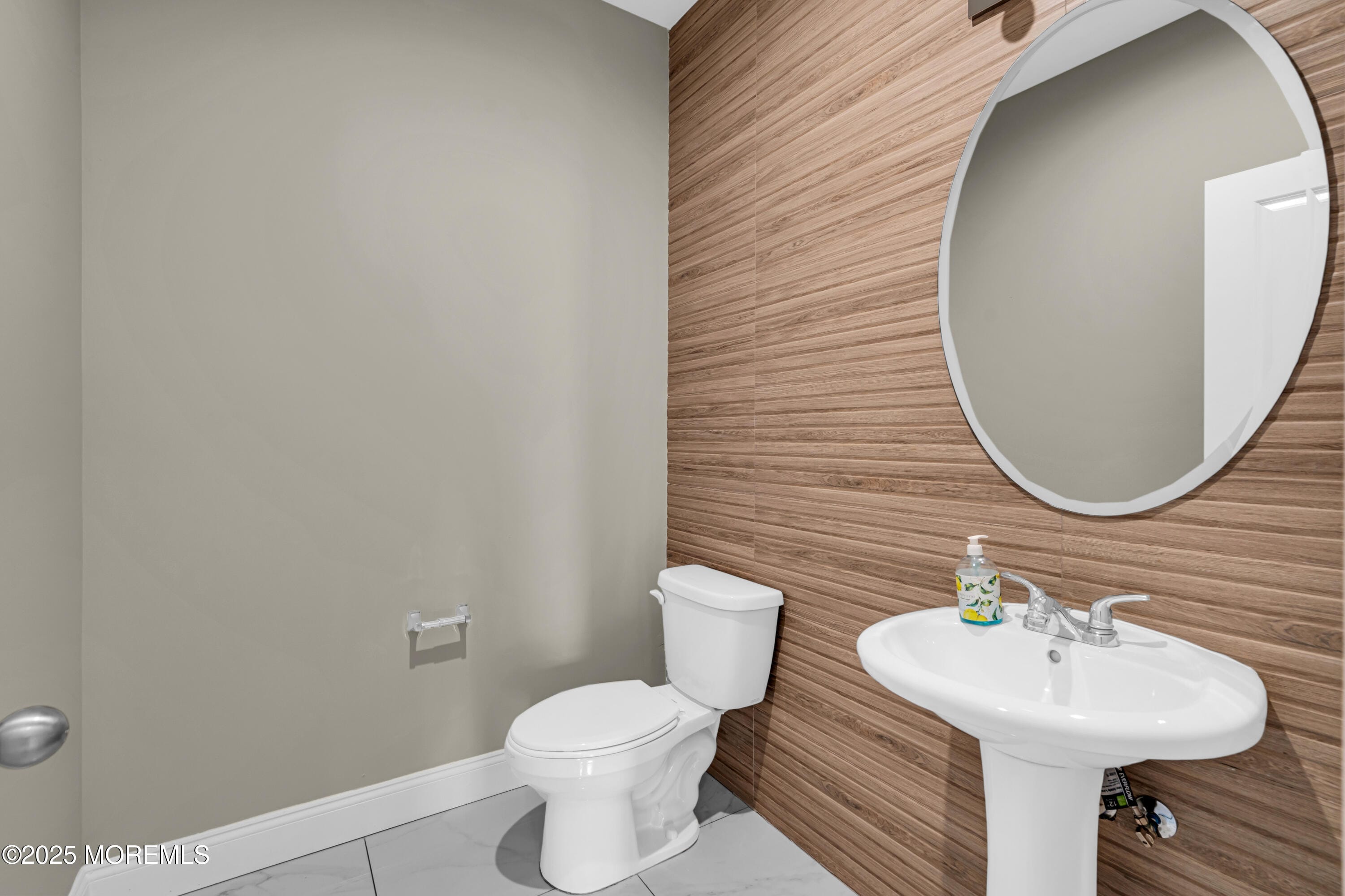 24 Holden Square, Lakewood, NJ, 08701 image 32