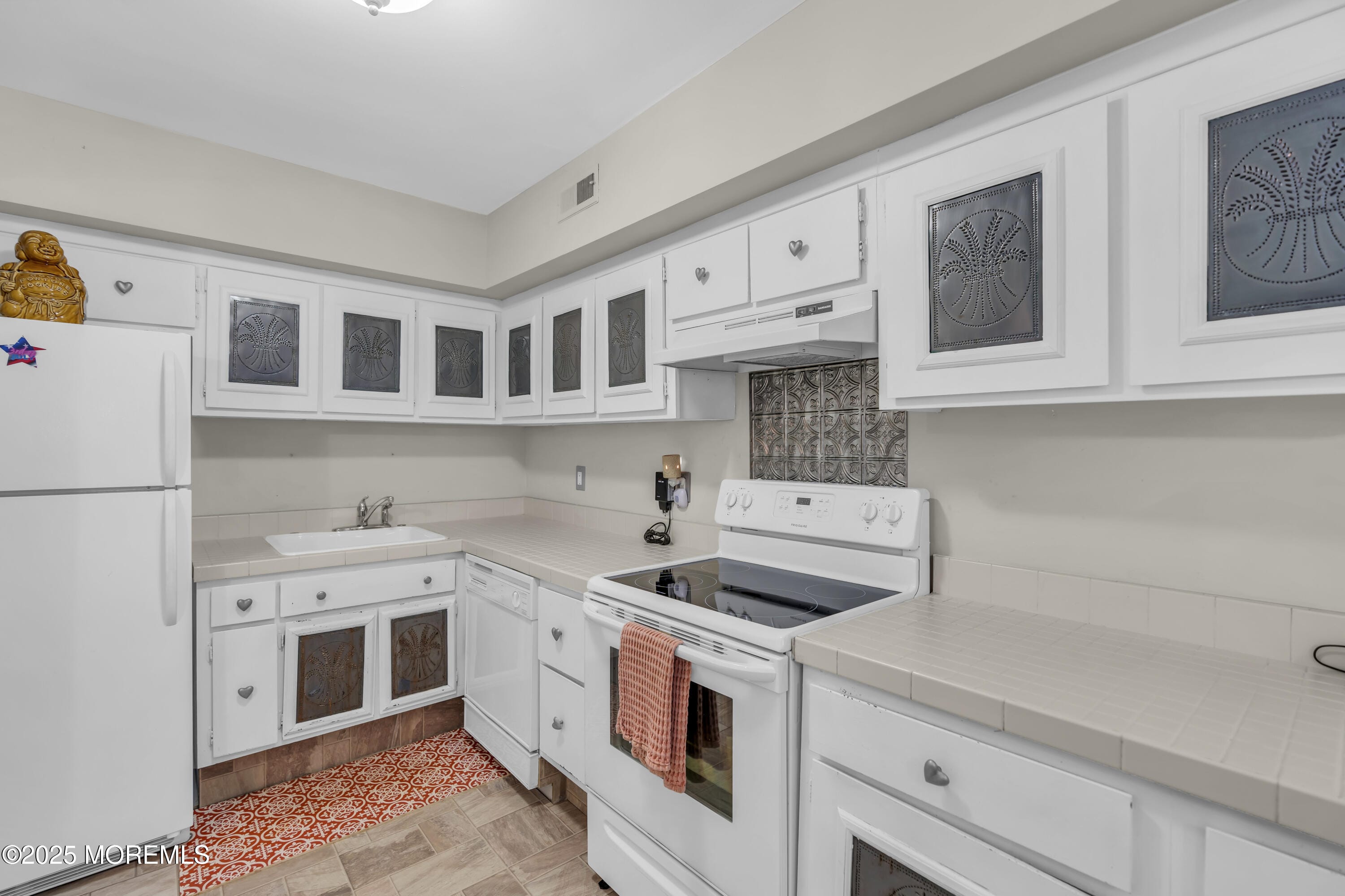 14 Connecticut Court D, Matawan, NJ, 07747 image 8