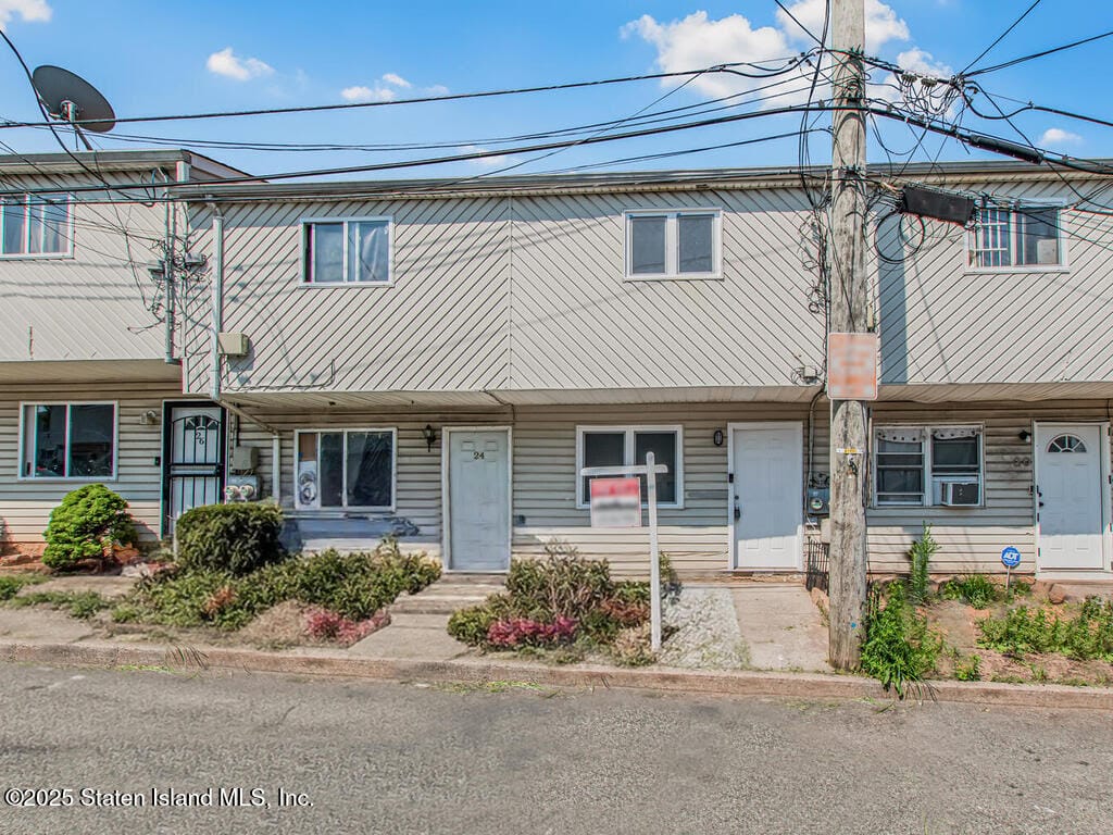 22 Betty Court Image 1