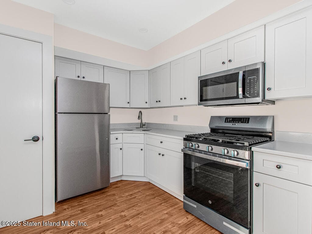 22 Betty Court, Staten Island, NY, 10303 image 6