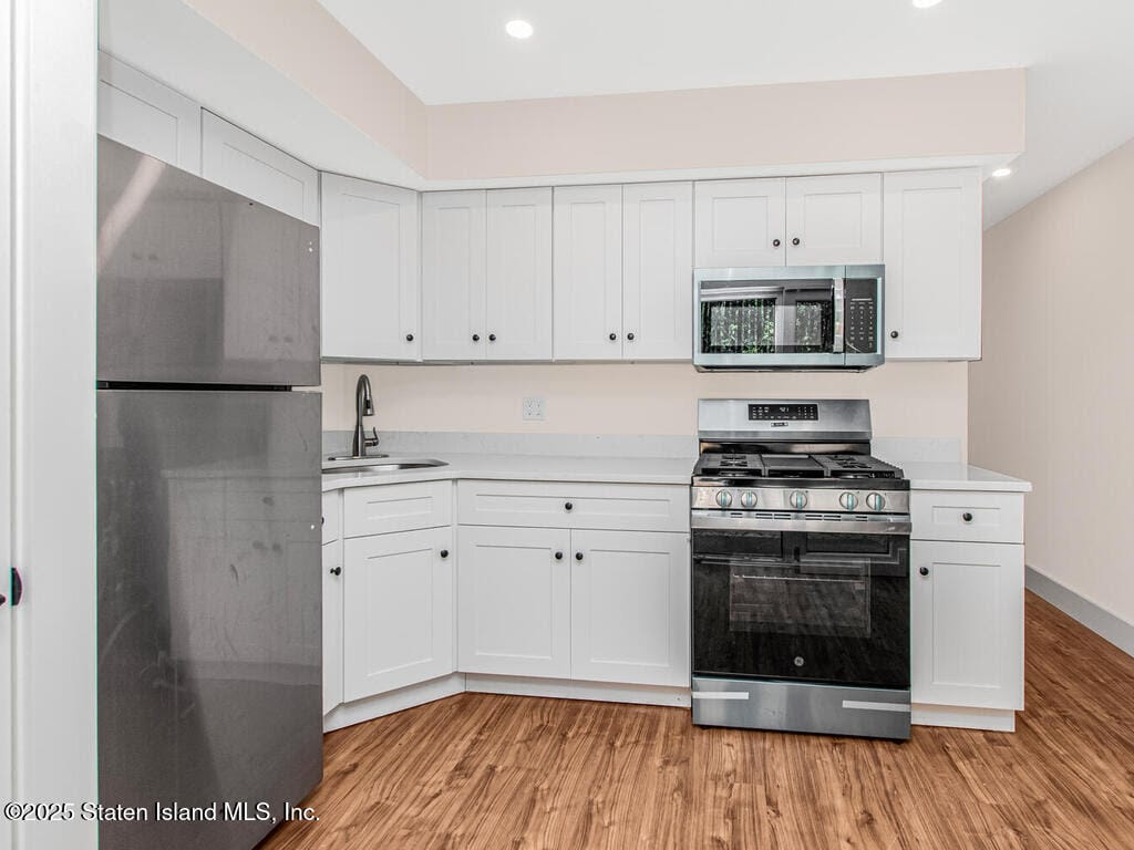 22 Betty Court, Staten Island, NY, 10303 image 7