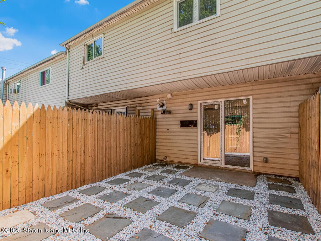 22 Betty Court, Staten Island, NY, 10303 image 15