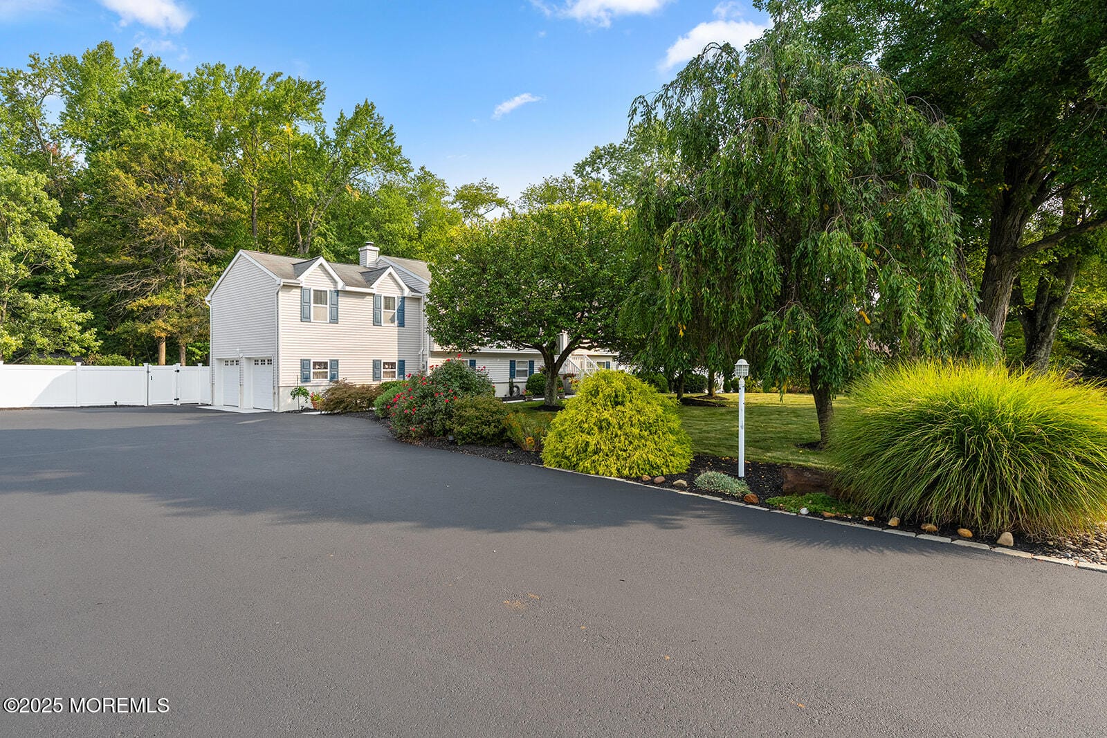 185 Fresh Ponds Road Image 3