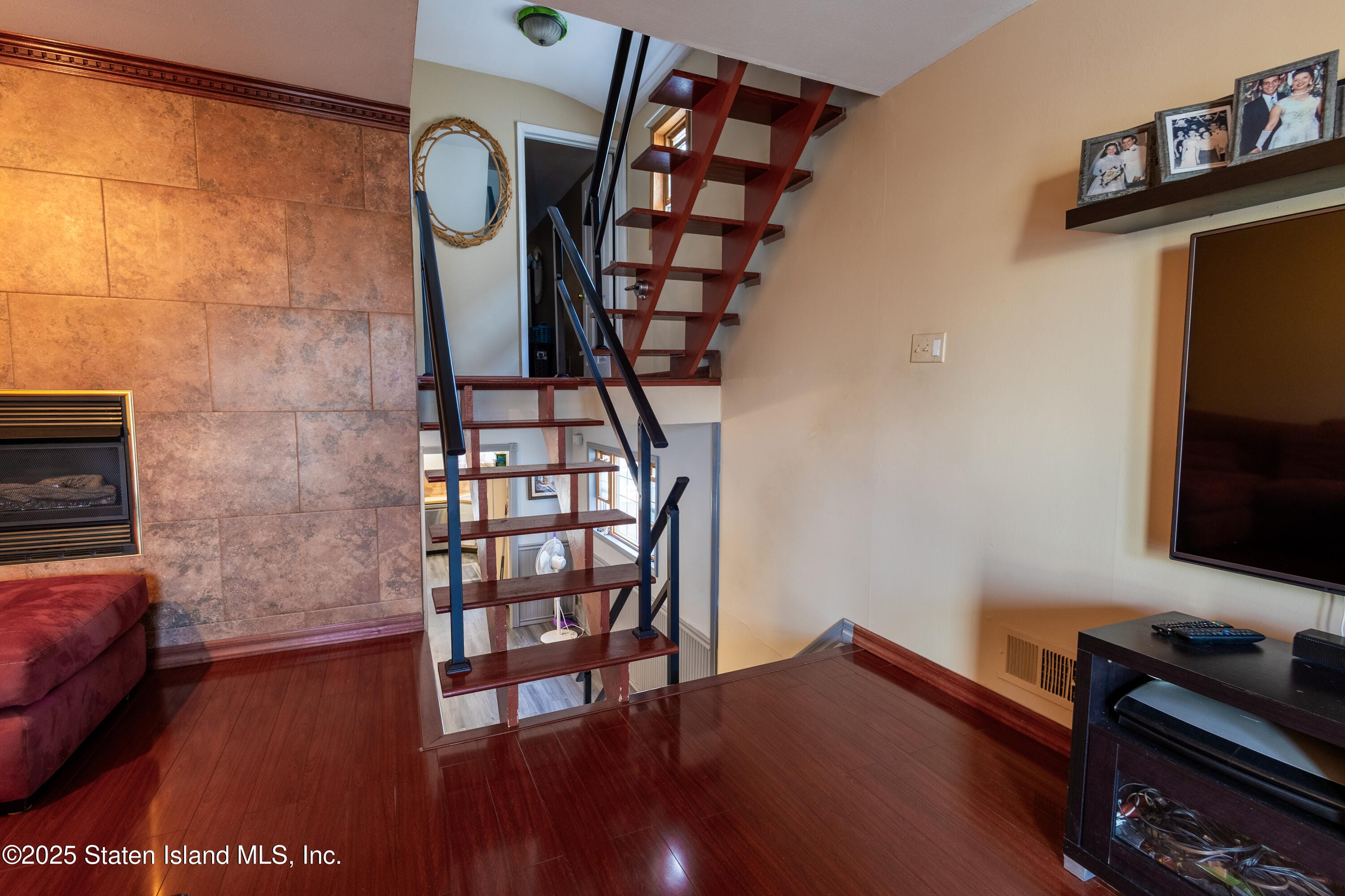 32 Ebey Lane Image 4