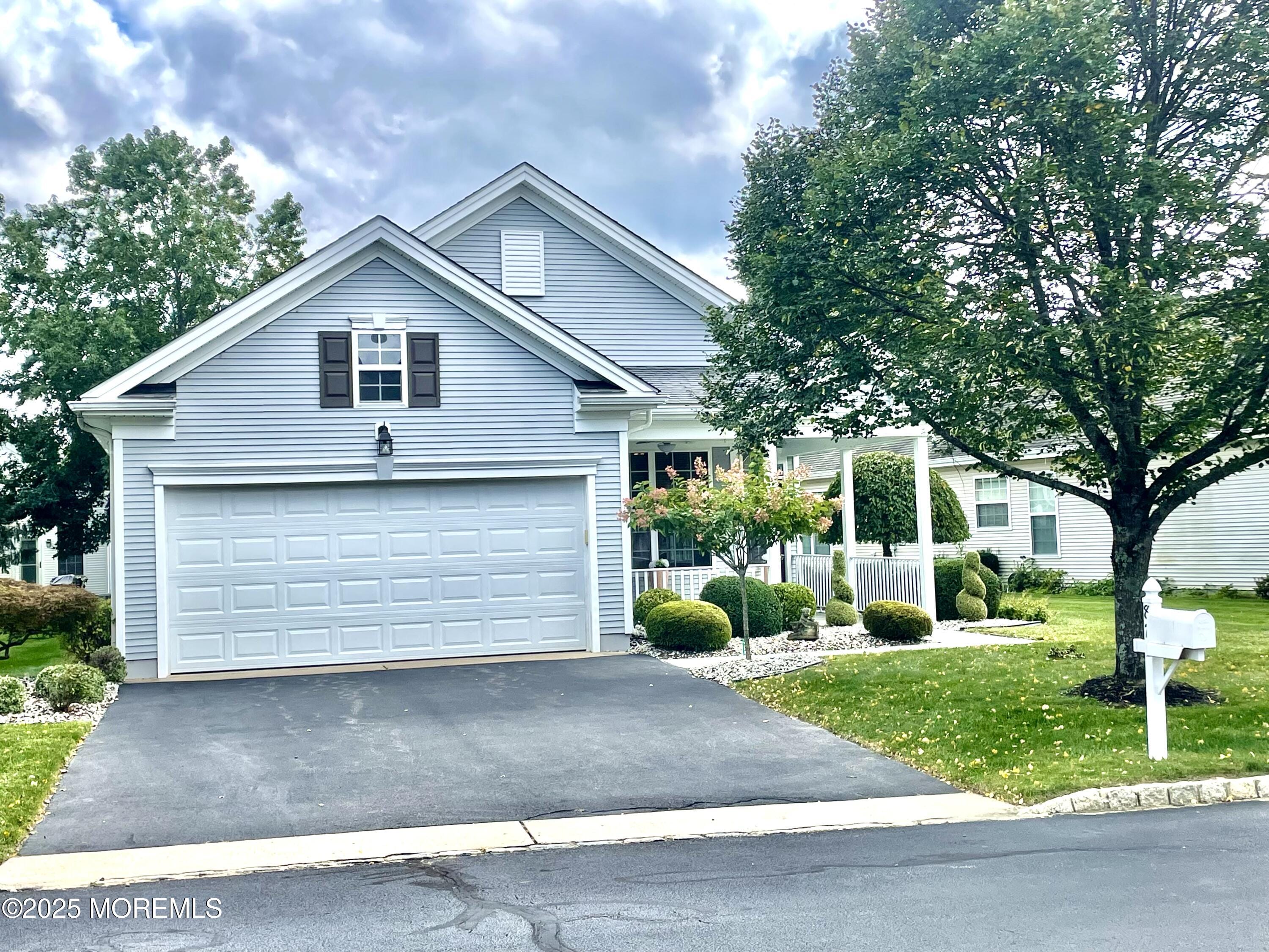 87 Huntington Drive Image 2