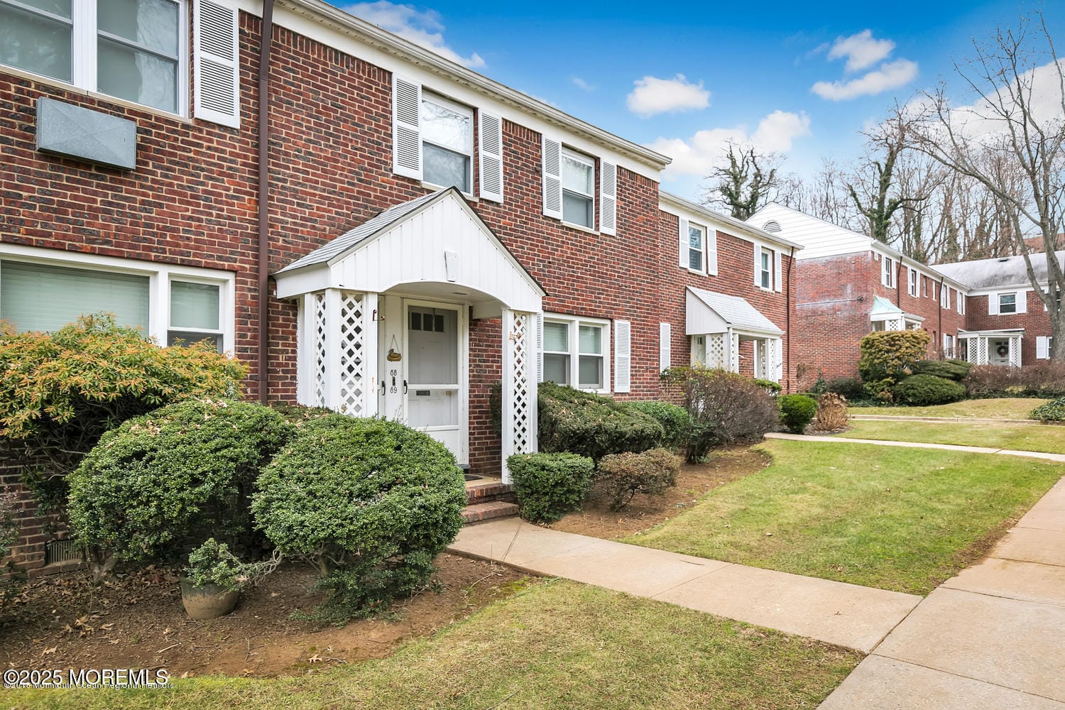 88 Manor Drive 809, Red Bank, NJ, 07701