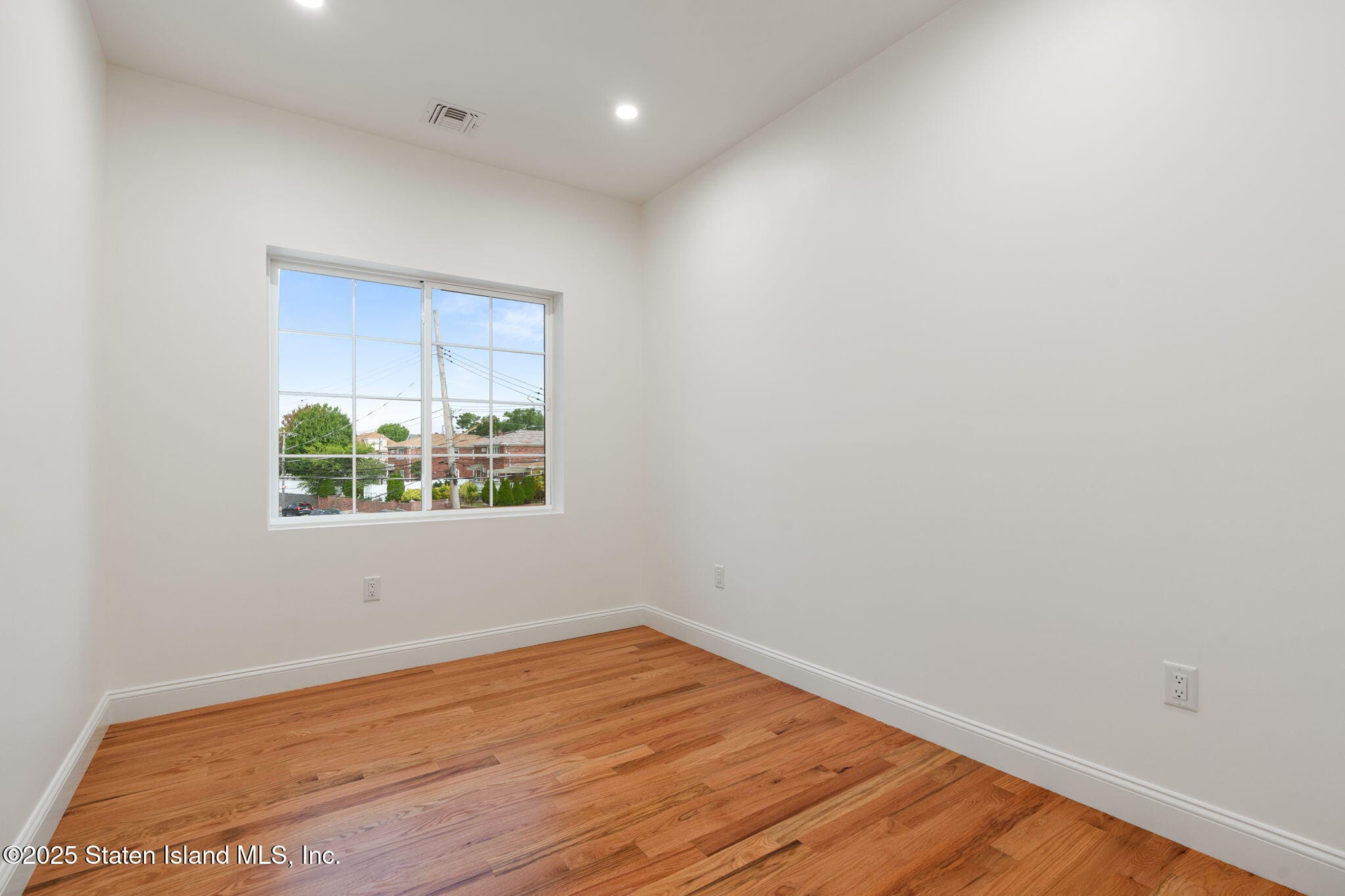 1380 Clove Road, Staten Island, NY, 10301 image 6