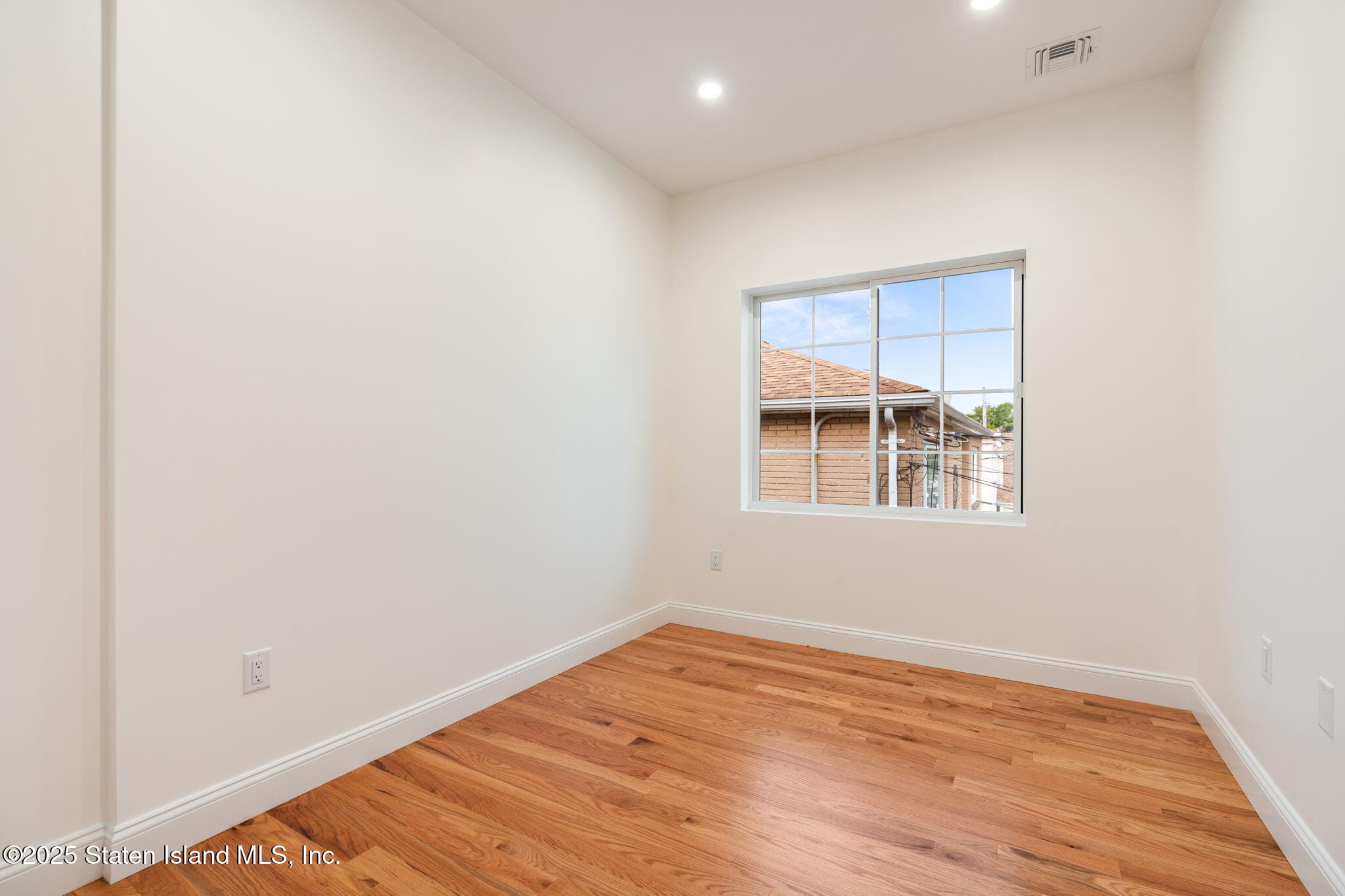 1380 Clove Road, Staten Island, NY, 10301 image 10