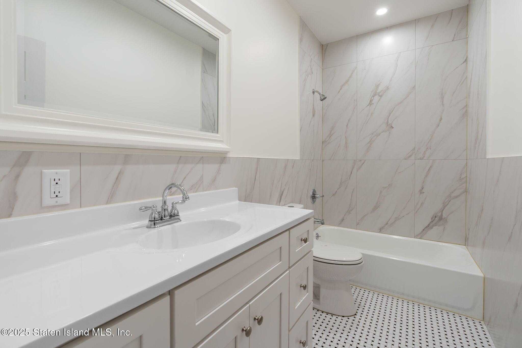 1380 Clove Road, Staten Island, NY, 10301 image 13