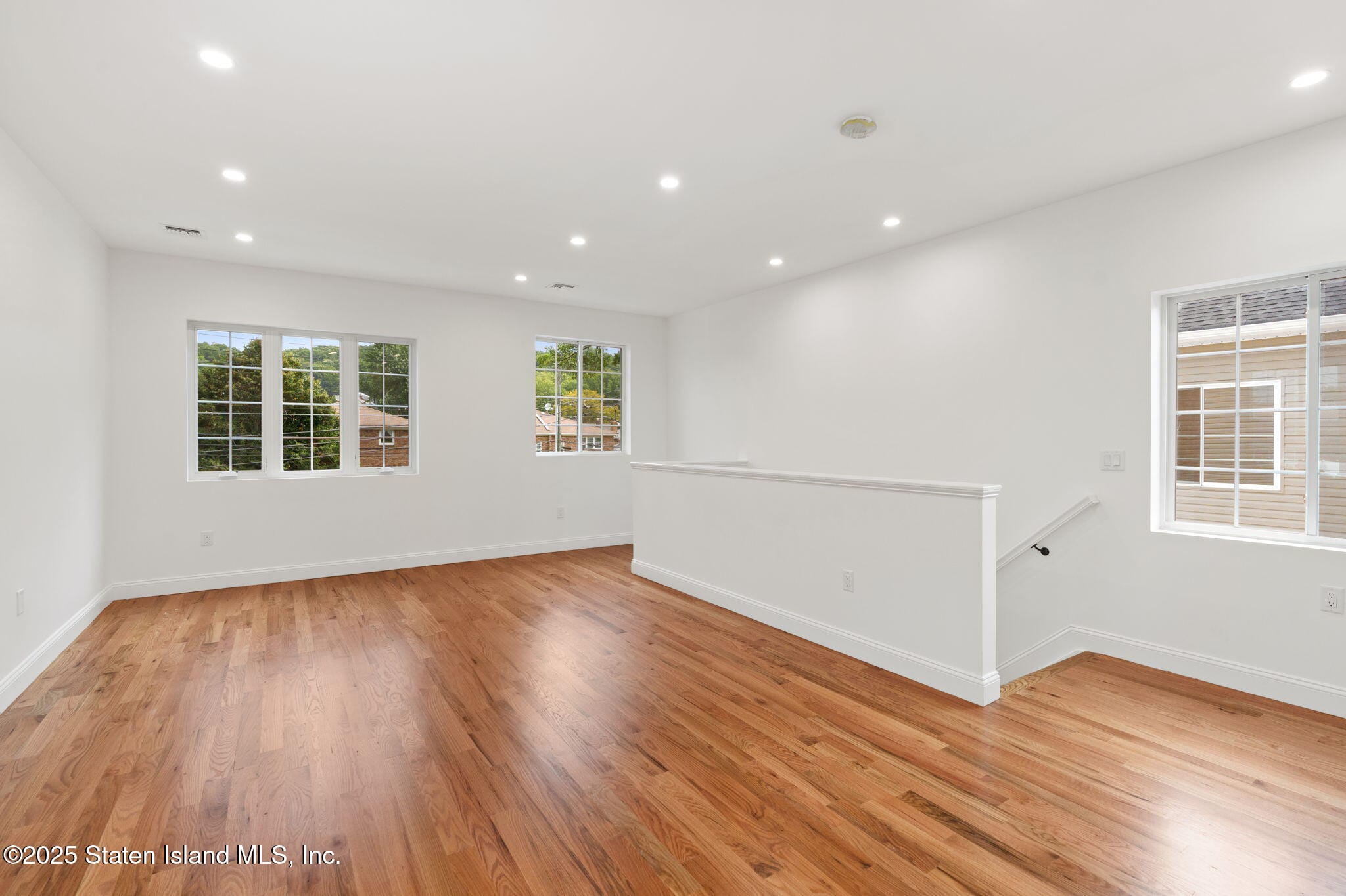 1380 Clove Road, Staten Island, NY, 10301 image 15