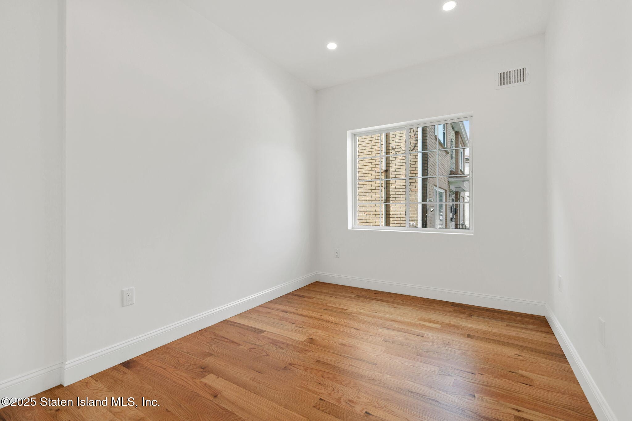 1380 Clove Road, Staten Island, NY, 10301 image 24