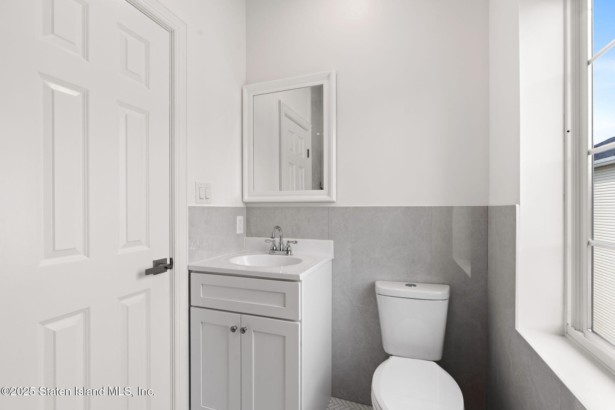 1384 Clove Road, Staten Island, NY, 10301 image 32