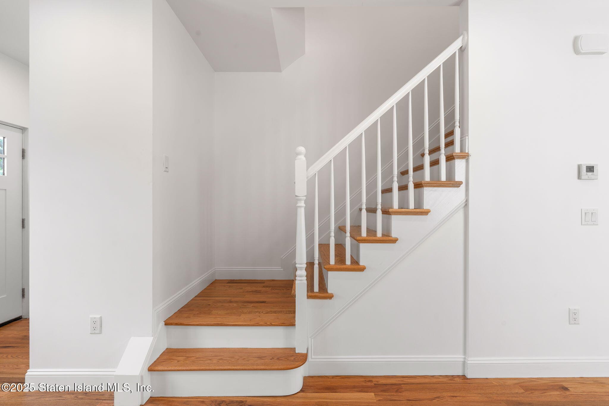 1384 Clove Road, Staten Island, NY, 10301 image 7