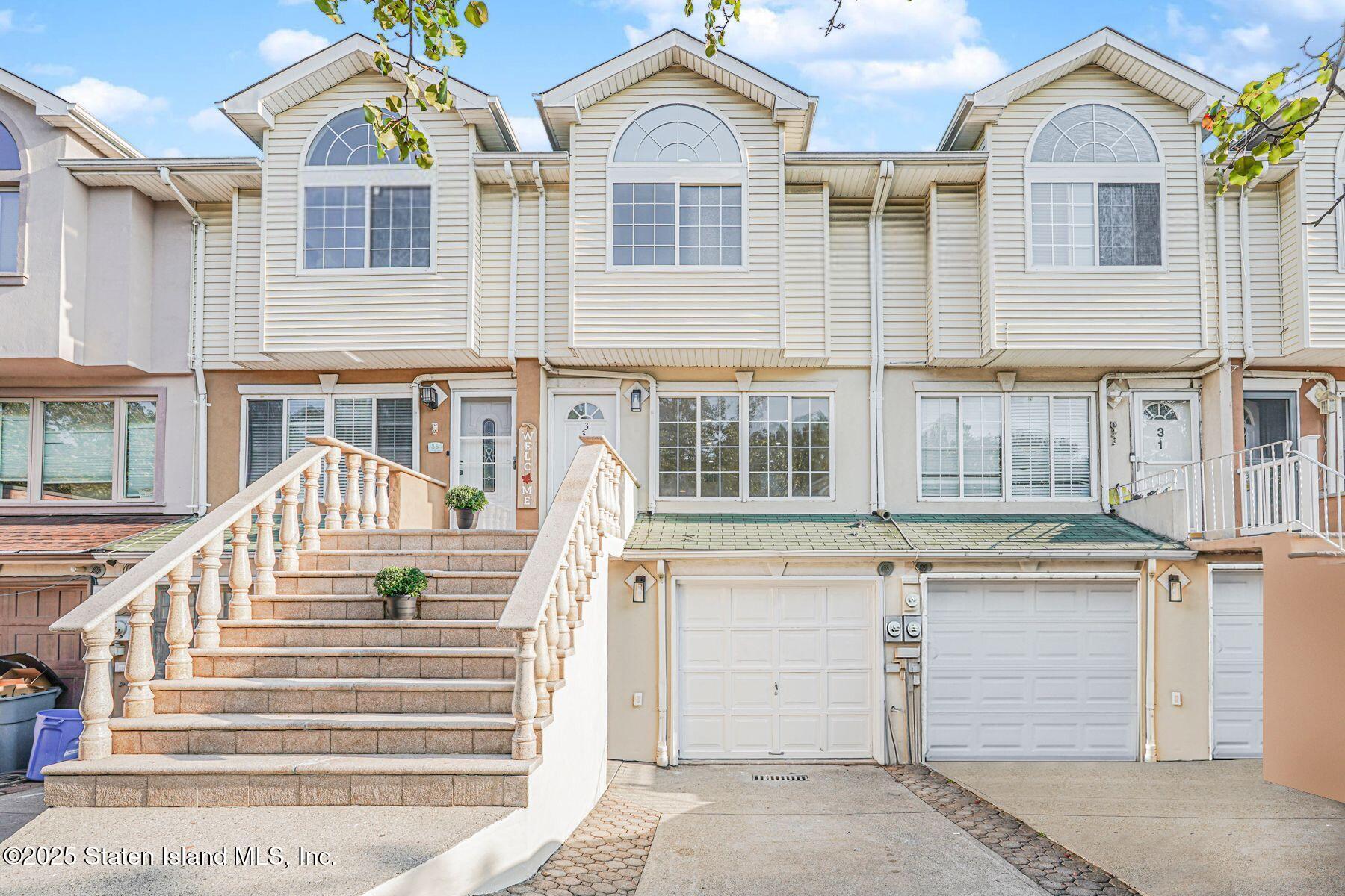 33 Ludwig Lane, Staten Island, NY, 10303