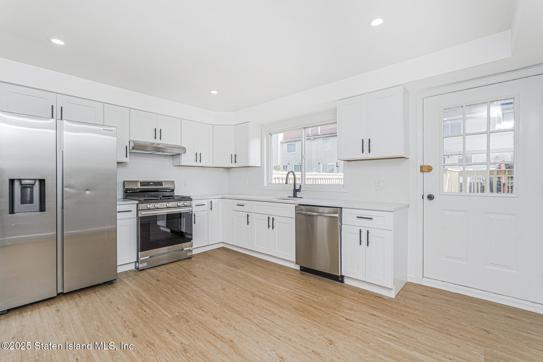 33 Ludwig Lane, Staten Island, NY, 10303 image 6