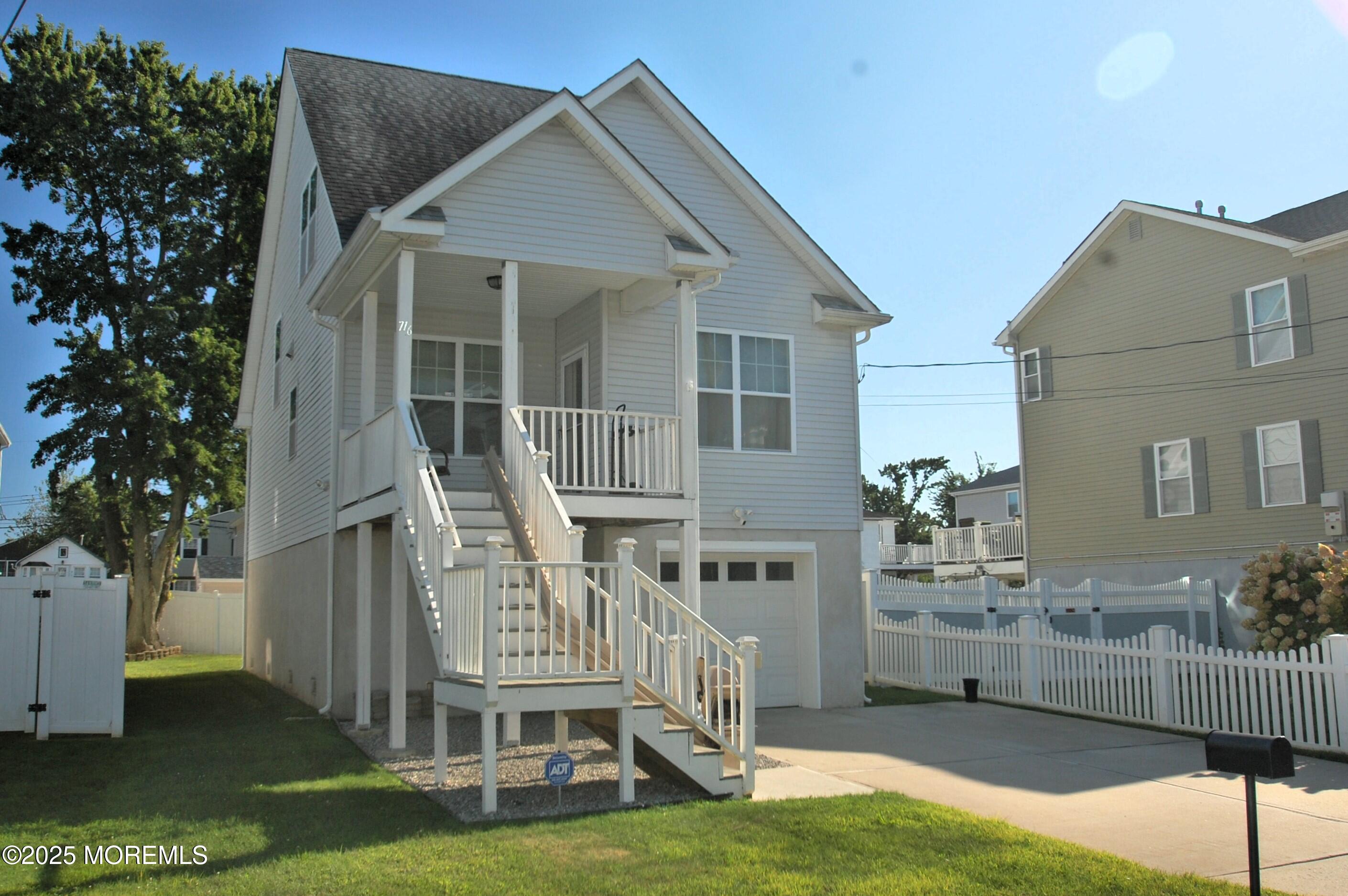716 Prospect Avenue Image 3