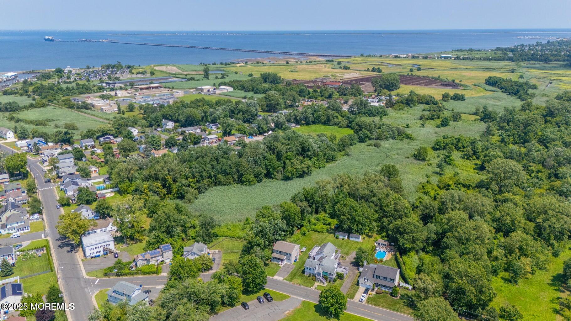 119 East Road, Belford, NJ, 07718 image 42