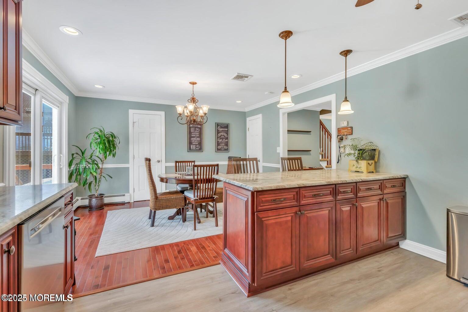 119 East Road, Belford, NJ, 07718 image 12